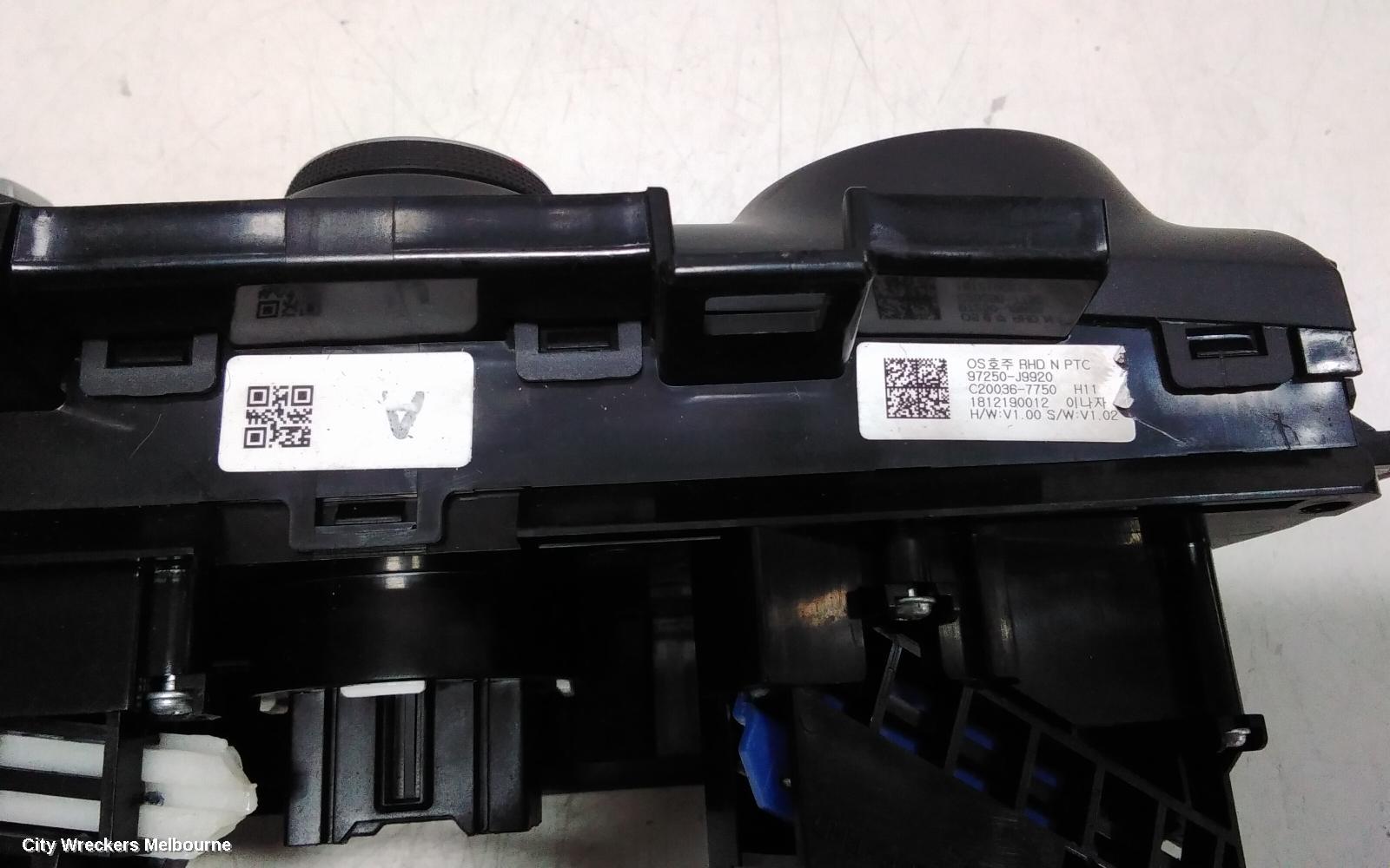 HYUNDAI KONA HEATER/AC CONTROLS, OS, NON CLIMATE CONTROL TYPE, 09/2017 ONWARDS