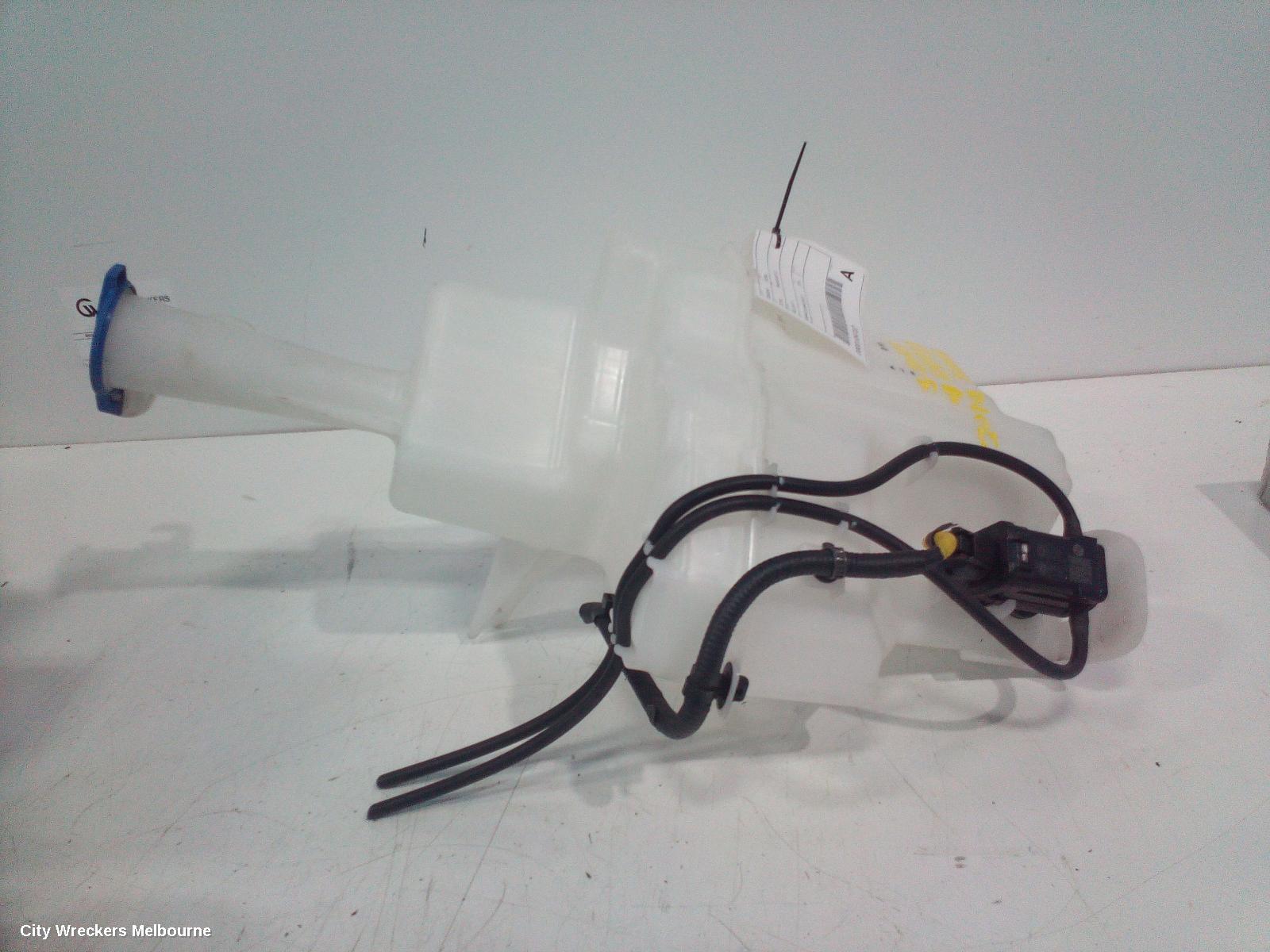 HYUNDAI KONA WASHER BOTTLE, OS, 09/2017 - 07/2023