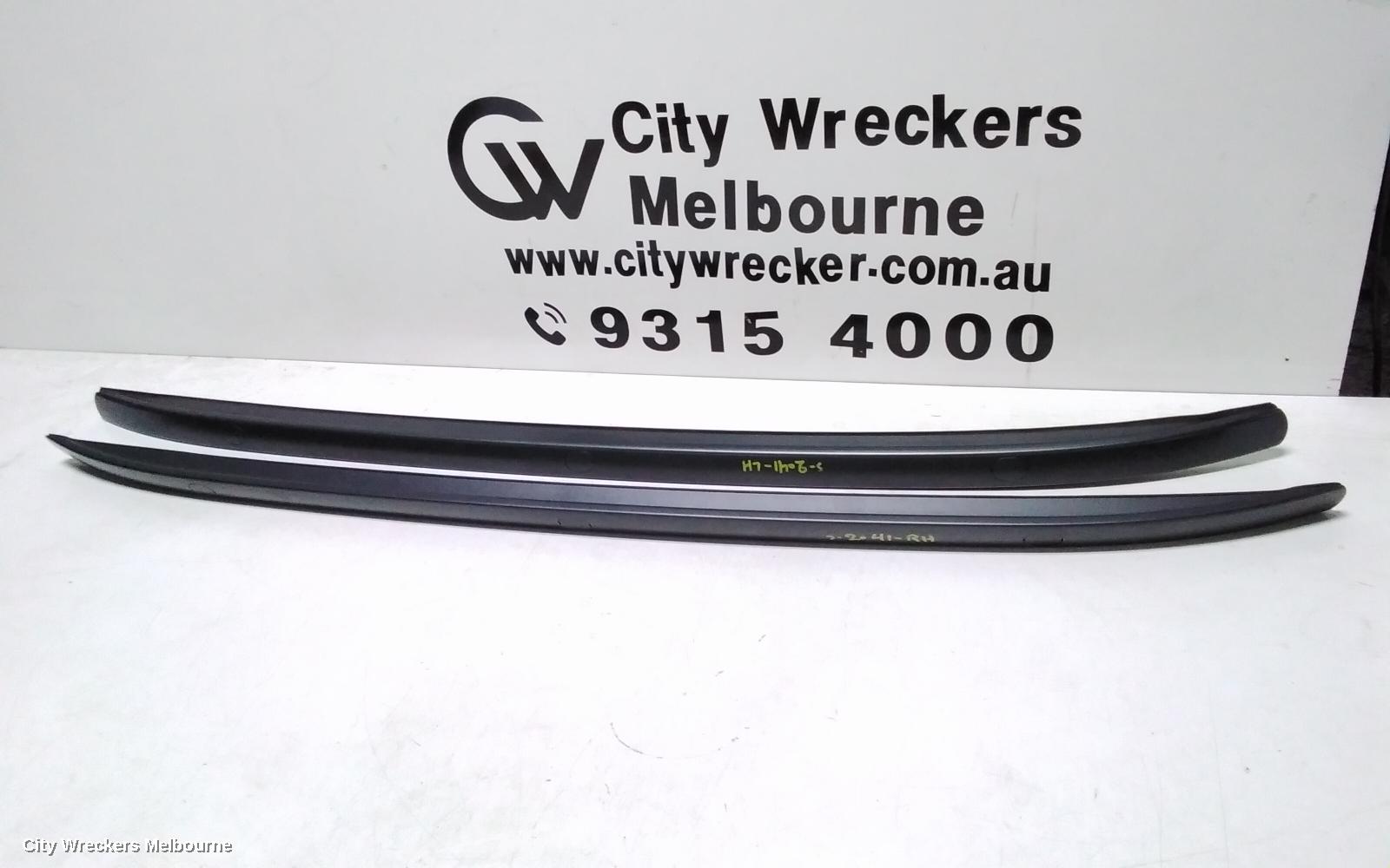 HYUNDAI KONA ROOF RAIL