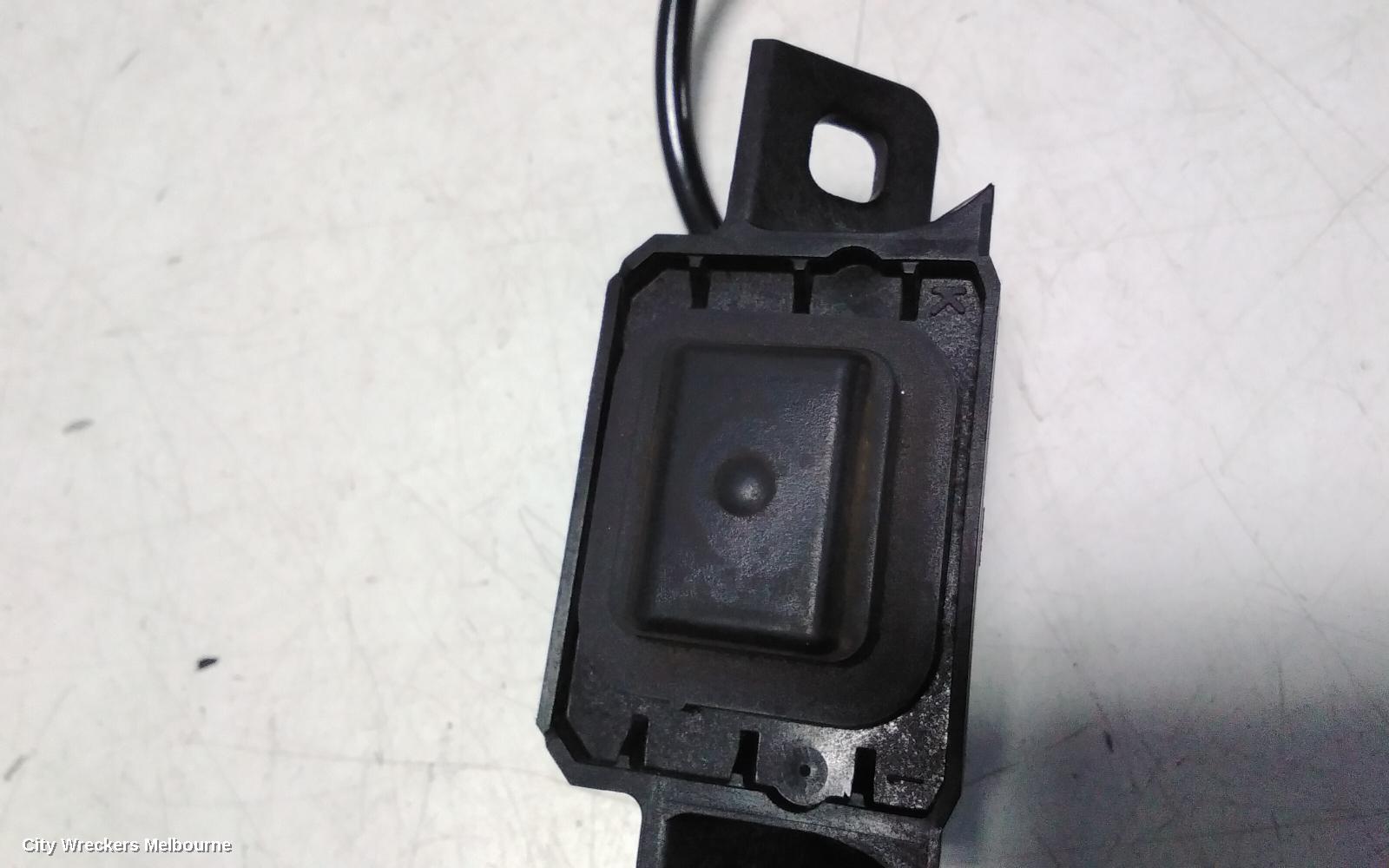 TOYOTA CAMRY DOOR/BOOT/GATE LOCK, BOOTLID LOCK, XV70, 09/2017 ONWARDS
