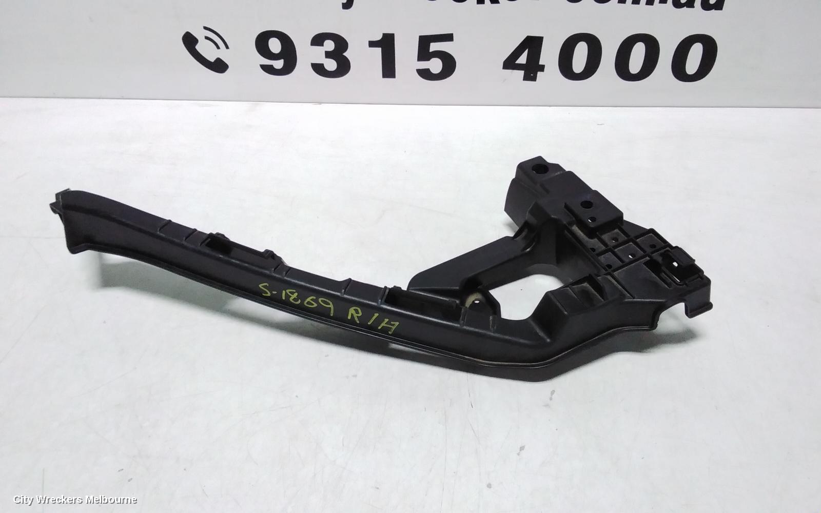 HONDA HRV, RU, 12/2014 - 10/2021, RHS UNDER HEADLIGHT BRACKET : 109798