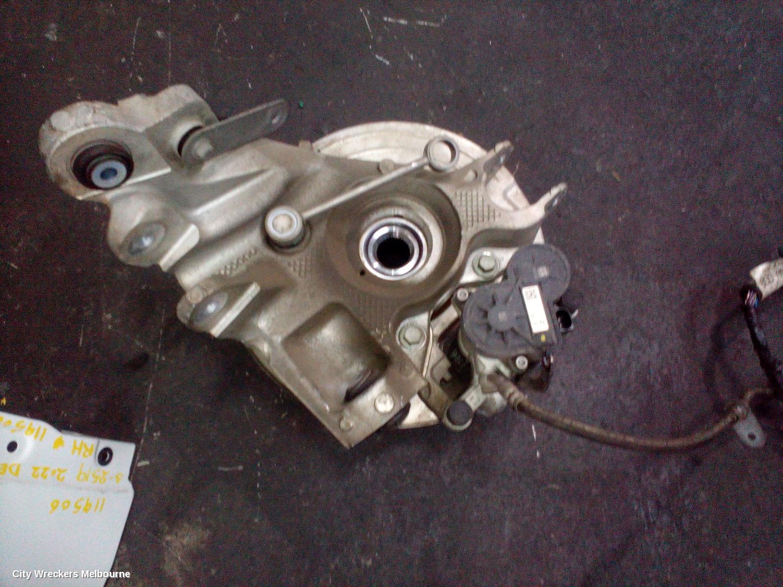 LAND ROVER DISCOVERY SPORT RIGHT REAR HUB ASSEMBLY, L550, 01/2015 - 06/2019