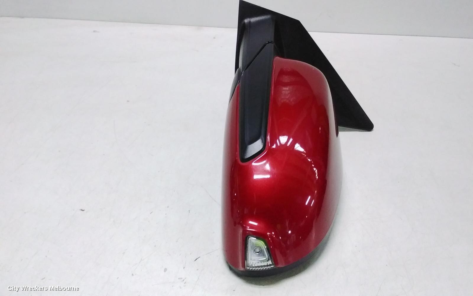 HYUNDAI KONA LEFT DOOR MIRROR, OS, HEATED, POWER FOLD, W/ BLIND SPOT TYPE, GLOSS BLACK, 07/2018 ONWARDS