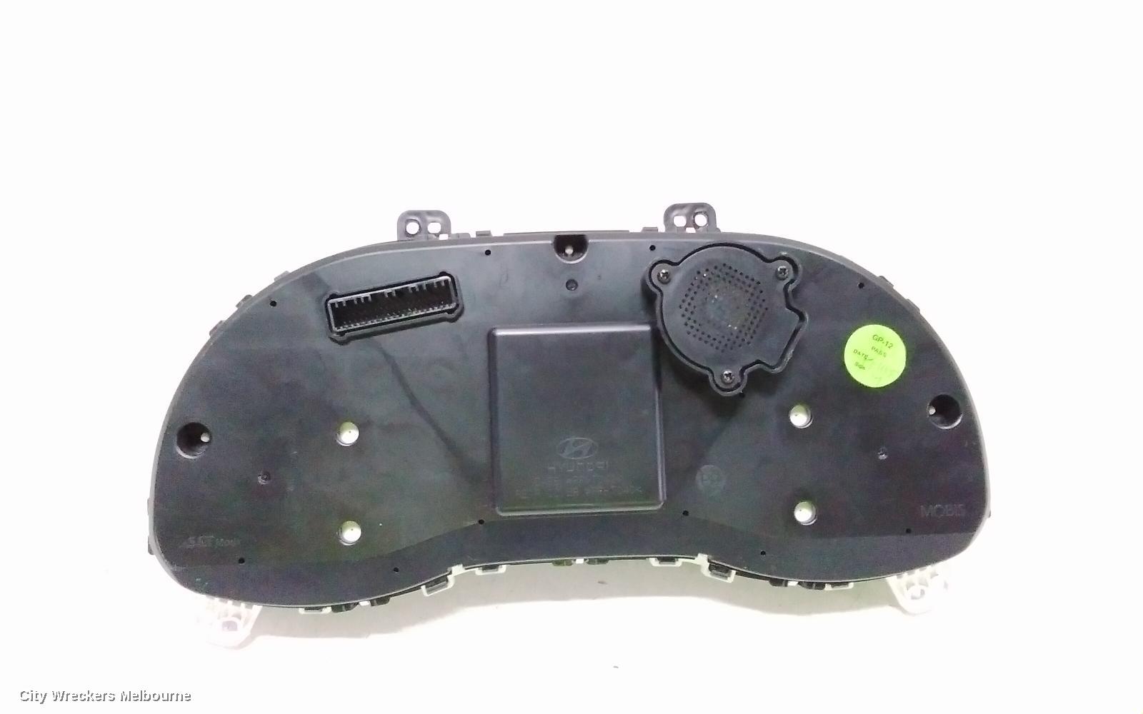 HYUNDAI KONA INSTRUMENT CLUSTER, INSTRUMENT CLUSTER, STANDARD TYPE, OS, 09/2017 ONWARDS