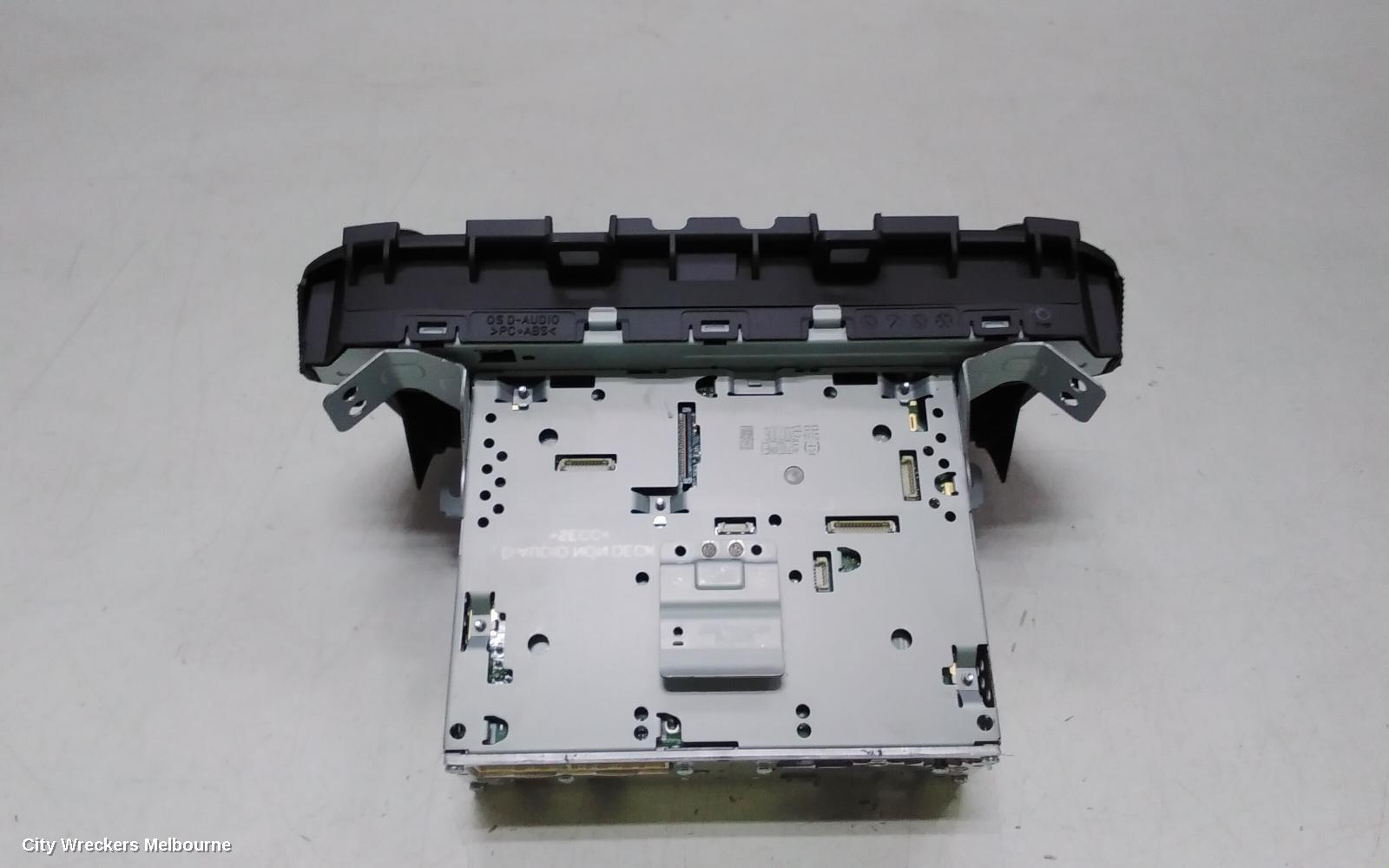 HYUNDAI KONA RADIO/CD/DVD/SAT/TV, DISPLAY UNIT, 7 IN, OS, 09/2017 ONWARDS 10/2020