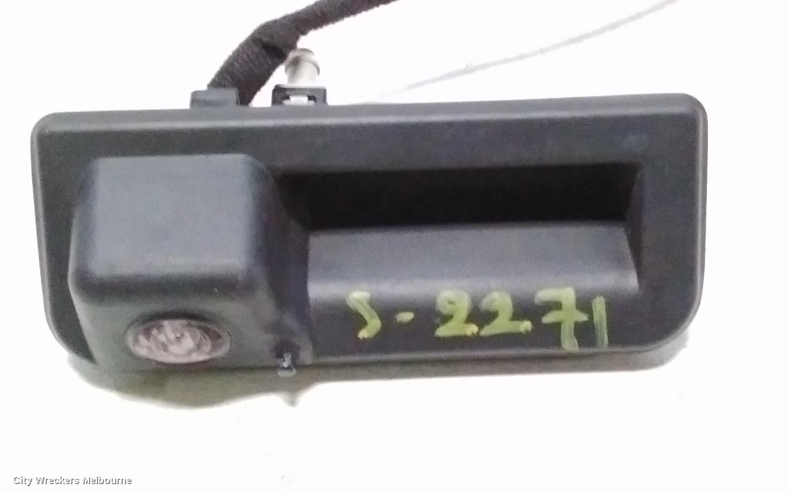 SKODA KAMIQ REVERSE CAMERA, NW, REVERSE CAMERA, 06/2020 ONWARDS