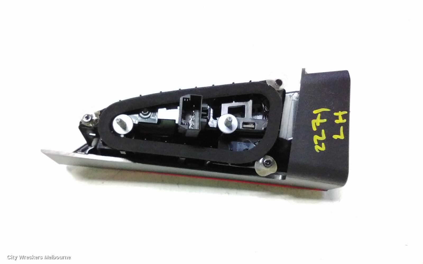 SKODA KAMIQ REAR GARNISH, TAILGATE LAMP (LH SIDE), LED TYPE, NW, 06/2020 ONWARDS