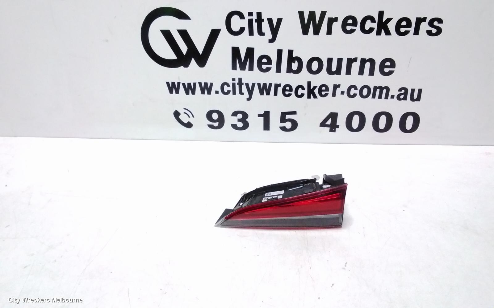 SKODA KAMIQ REAR GARNISH, TAILGATE LAMP (RH SIDE), LED TYPE, NW, 06/2020 ONWARDS