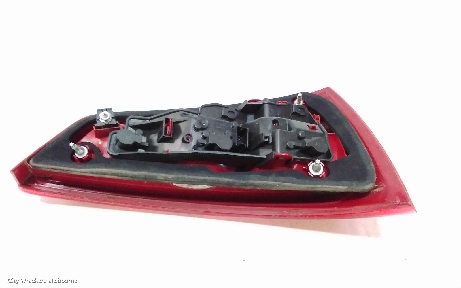 AUDI A1 RIGHT TAILLIGHT, A1, 8X, ON LIFTGATE, LED TYPE, 12/2010 - 02/2015