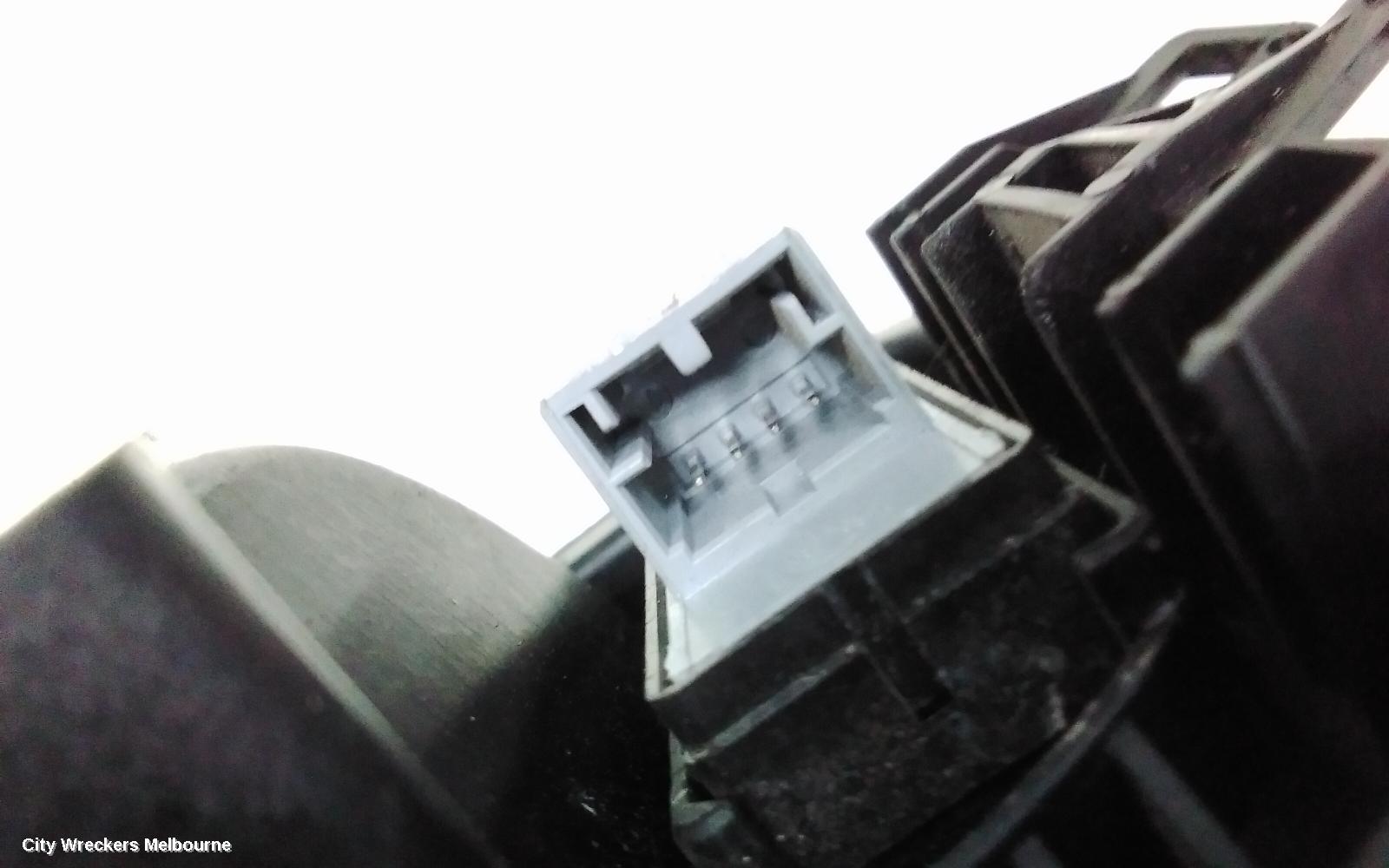VOLKSWAGEN AMAROK DOOR HANDLE, INNER, RH FRONT, CHROME, 2H, 10/2010 - 09/2022
