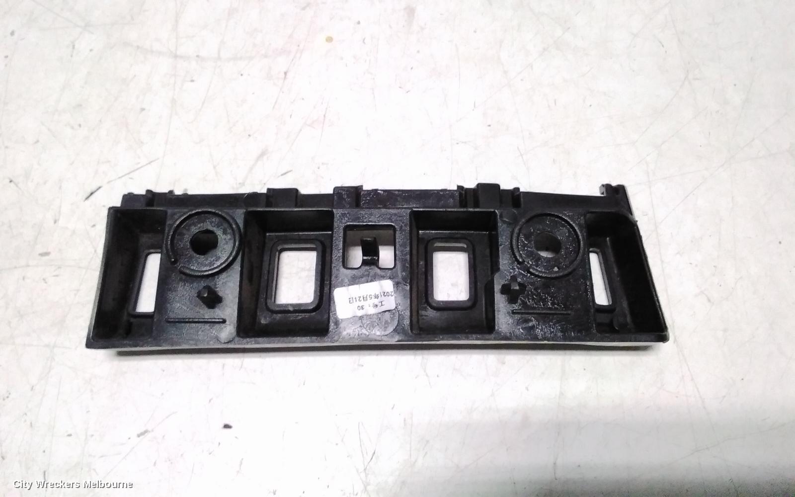 MG MG3, SZP1, 07/2016 - 10/2024, MG3 LEFT FRONT BARSLID: 109823