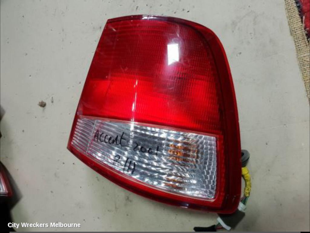 HYUNDAI ACCENT RIGHT TAILLIGHT, LC, SEDAN, 06/2000 - 02/2003
