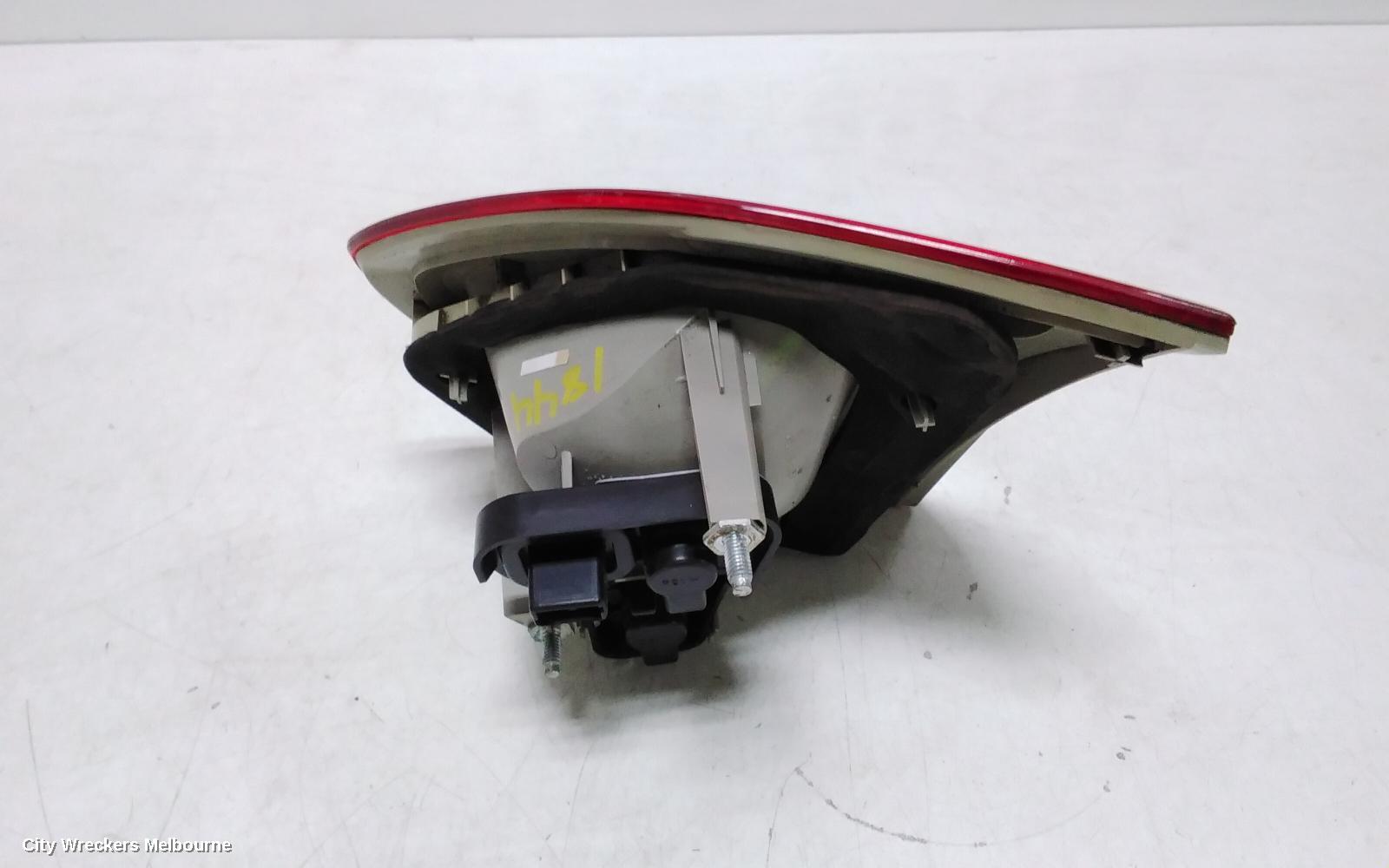 RENAULT FLUENCE REAR GARNISH, BOOTLID LAMP (LH SIDE), X38, 09/2010 - 01/2016