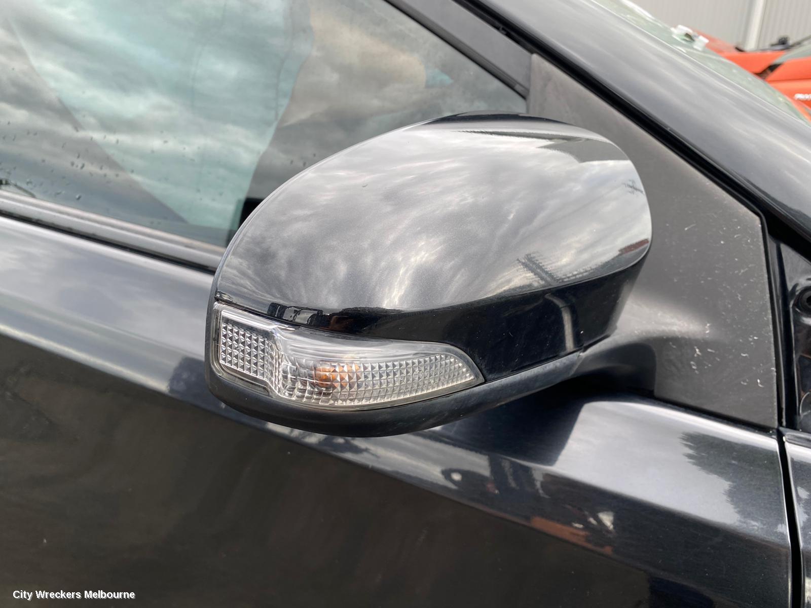 TOYOTA COROLLA LEFT FRONT WINDOW REG/MOTOR, ZRE182R, HATCH, 01/2014 - 06/2018