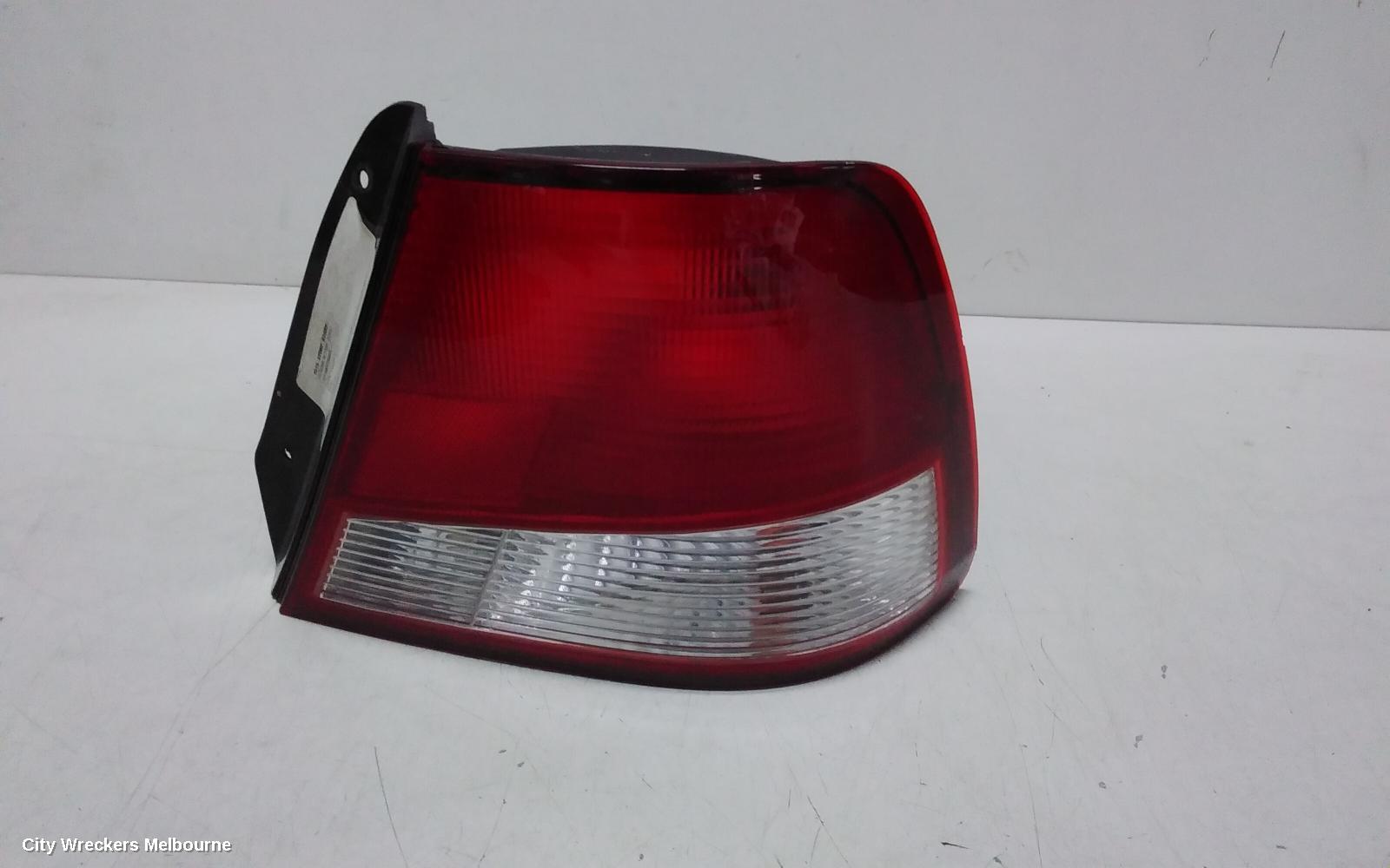 HYUNDAI ACCENT RIGHT TAILLIGHT, LC, SEDAN, 06/2000 - 02/2003