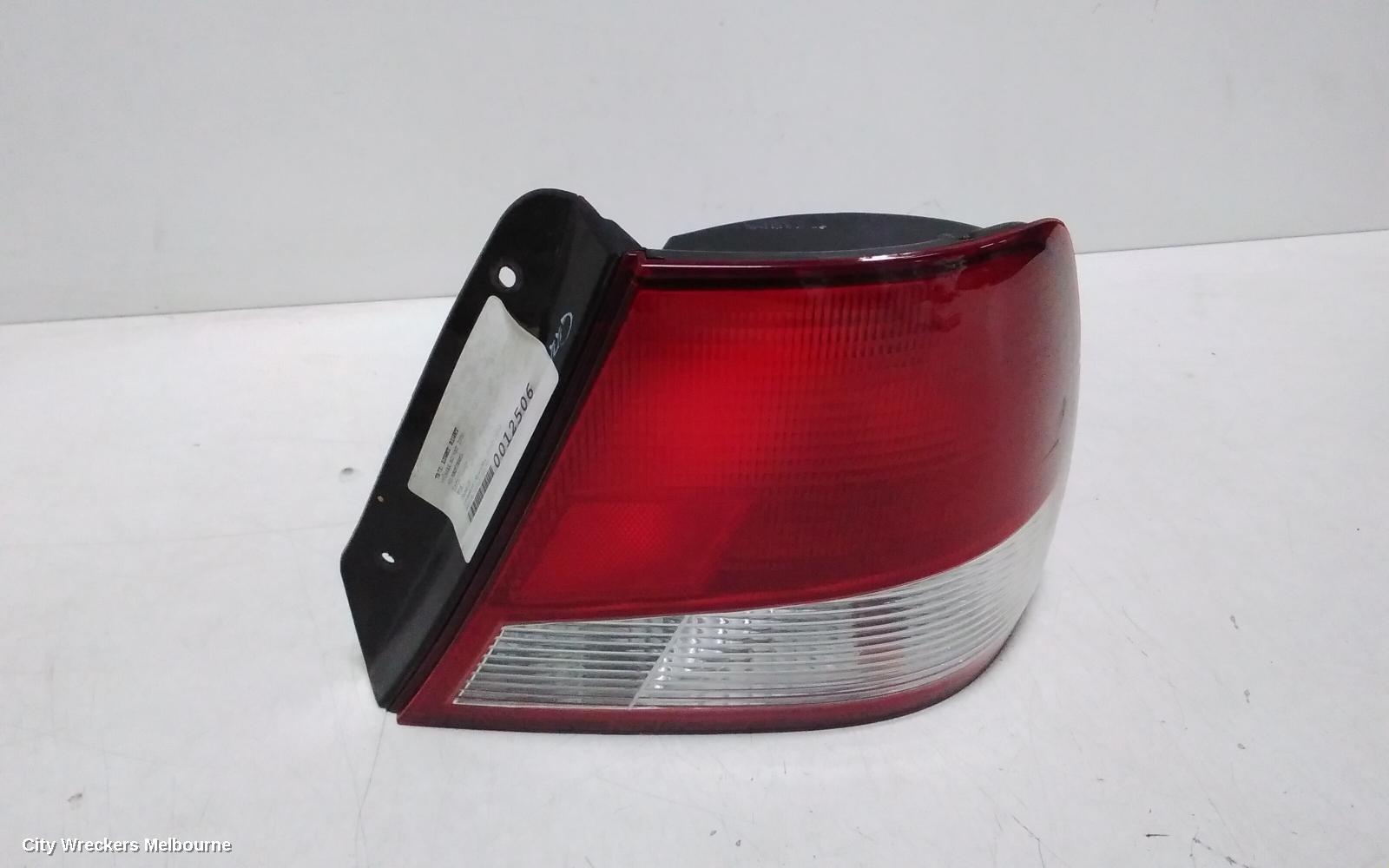 HYUNDAI ACCENT RIGHT TAILLIGHT, LC, SEDAN, 06/2000 - 02/2003