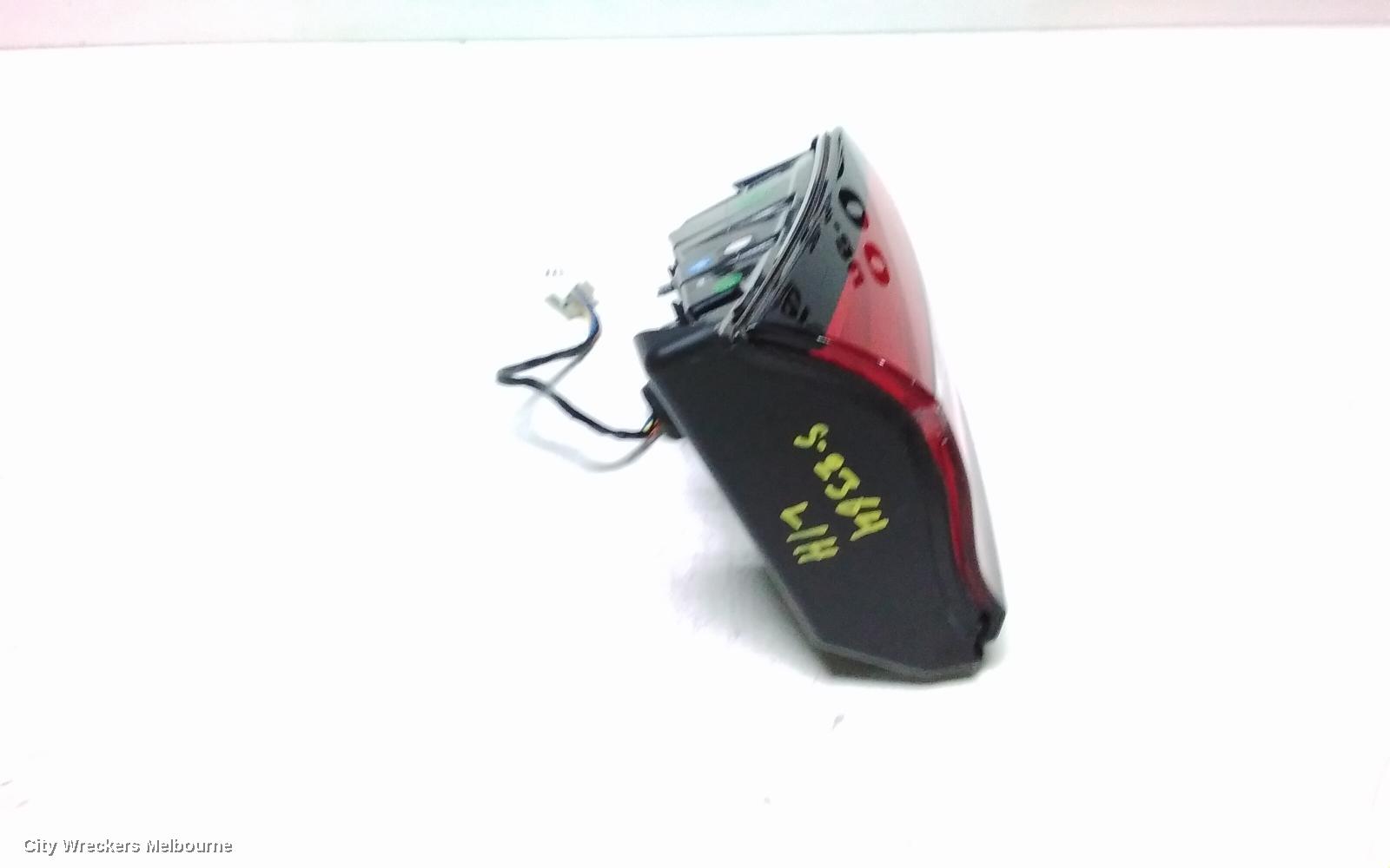 MG HS REAR GARNISH, TAILGATE LAMP (LH SIDE), W/ SEQUENTIAL TYPE, SAS23, 09/2019 ONWARDS