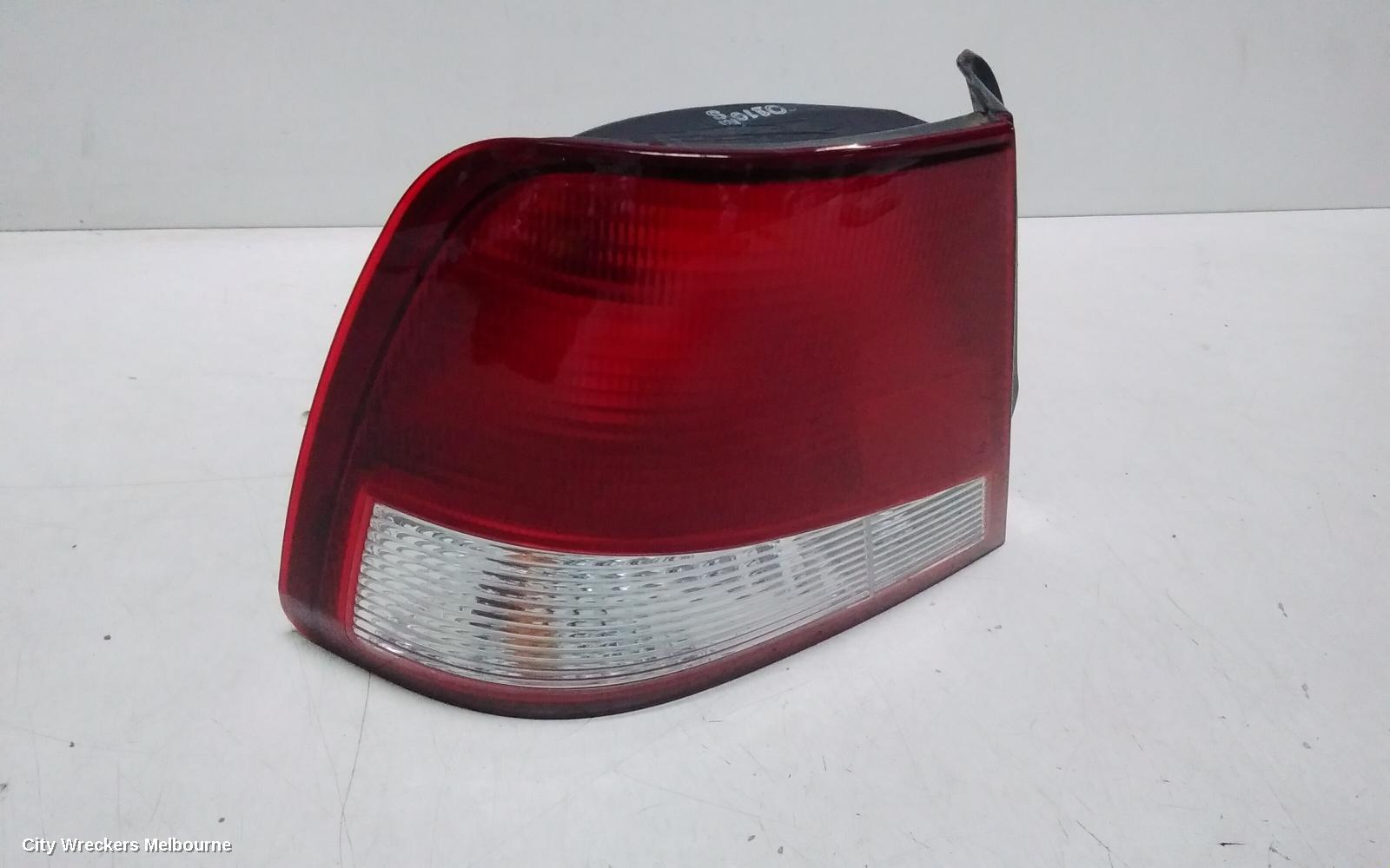 HYUNDAI ACCENT LEFT TAILLIGHT, LC, 3DR/5DR HATCH, 06/2000 - 02/2003