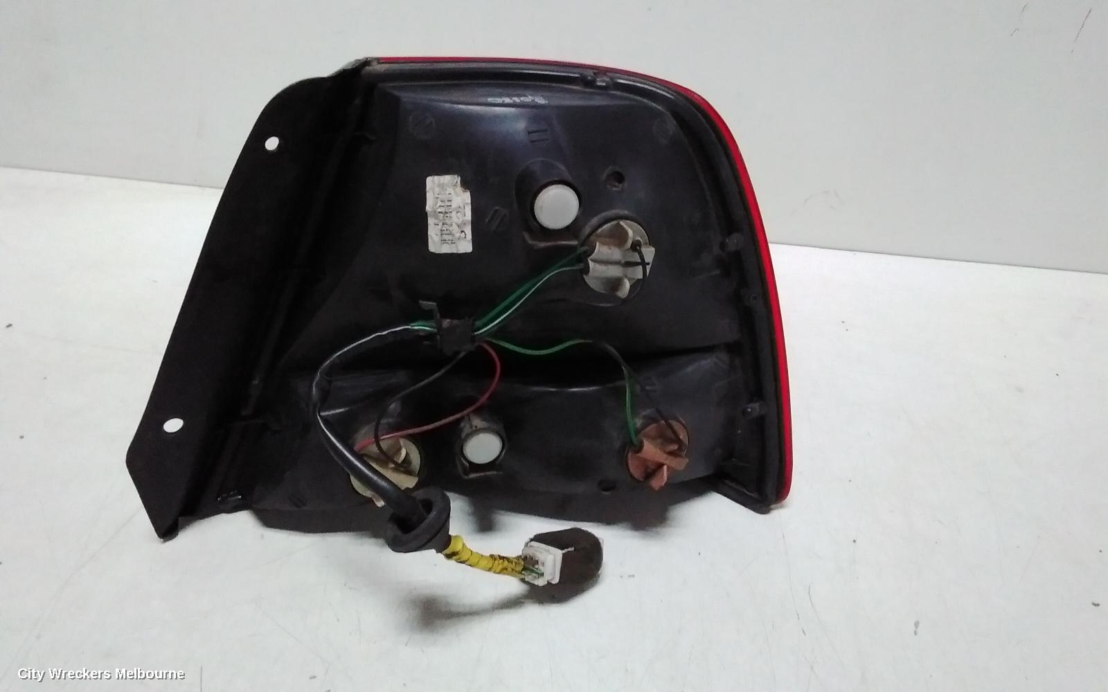 HYUNDAI ACCENT LEFT TAILLIGHT, LC, 3DR/5DR HATCH, 06/2000 - 02/2003