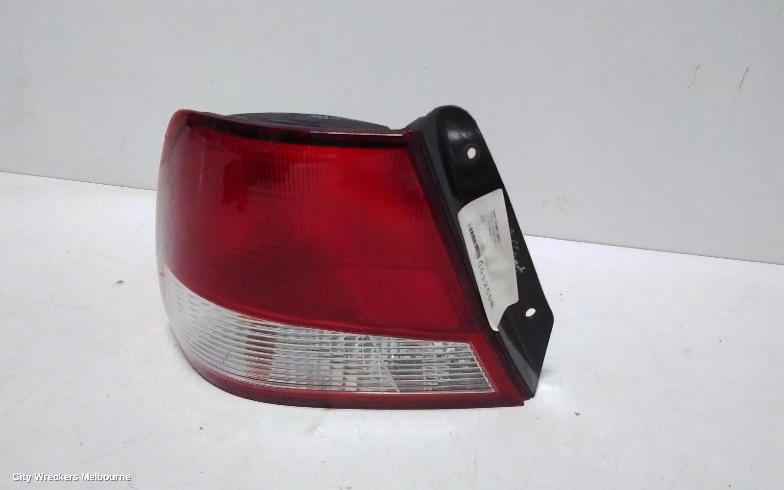 HYUNDAI ACCENT LEFT TAILLIGHT, LC, 3DR/5DR HATCH, 06/2000 - 02/2003