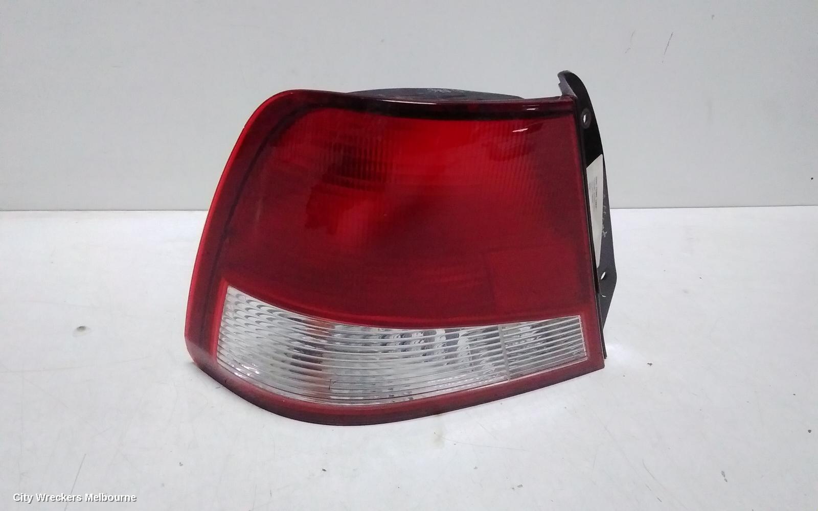 HYUNDAI ACCENT LEFT TAILLIGHT, LC, 3DR/5DR HATCH, 06/2000 - 02/2003