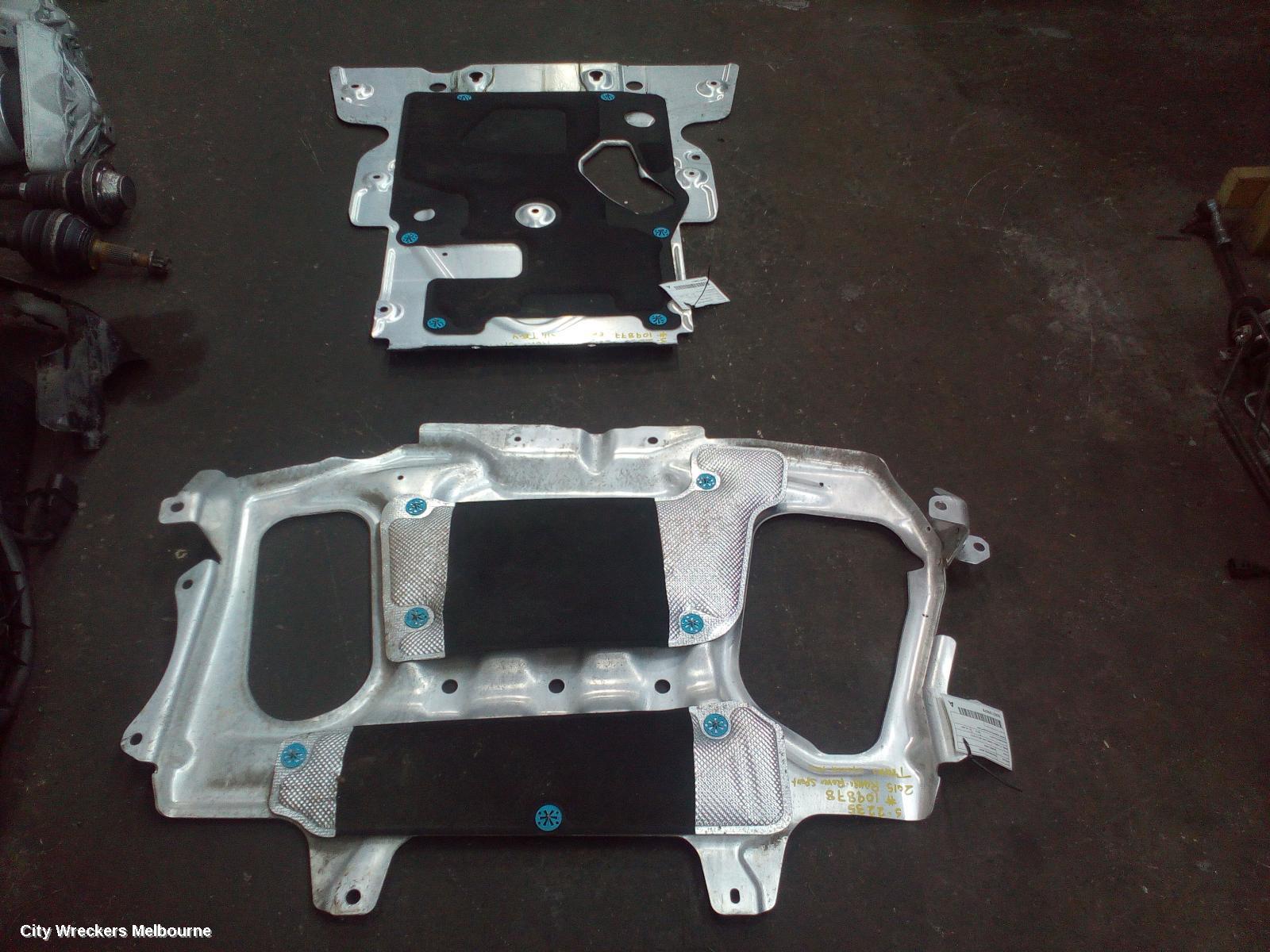 LAND ROVER RANGEROVER SPORT ENGINE COVER, DIESEL, 3.0, SINGLE TURBO, L494, 06/2013 - 04/2022