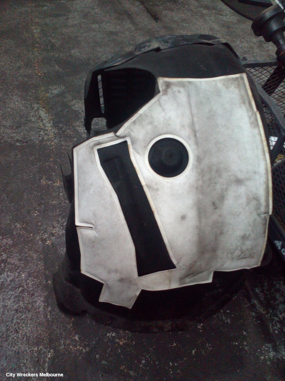 LAND ROVER RANGEROVER SPORT RIGHT GUARD LINER, L494, 06/2013 - 04/2022