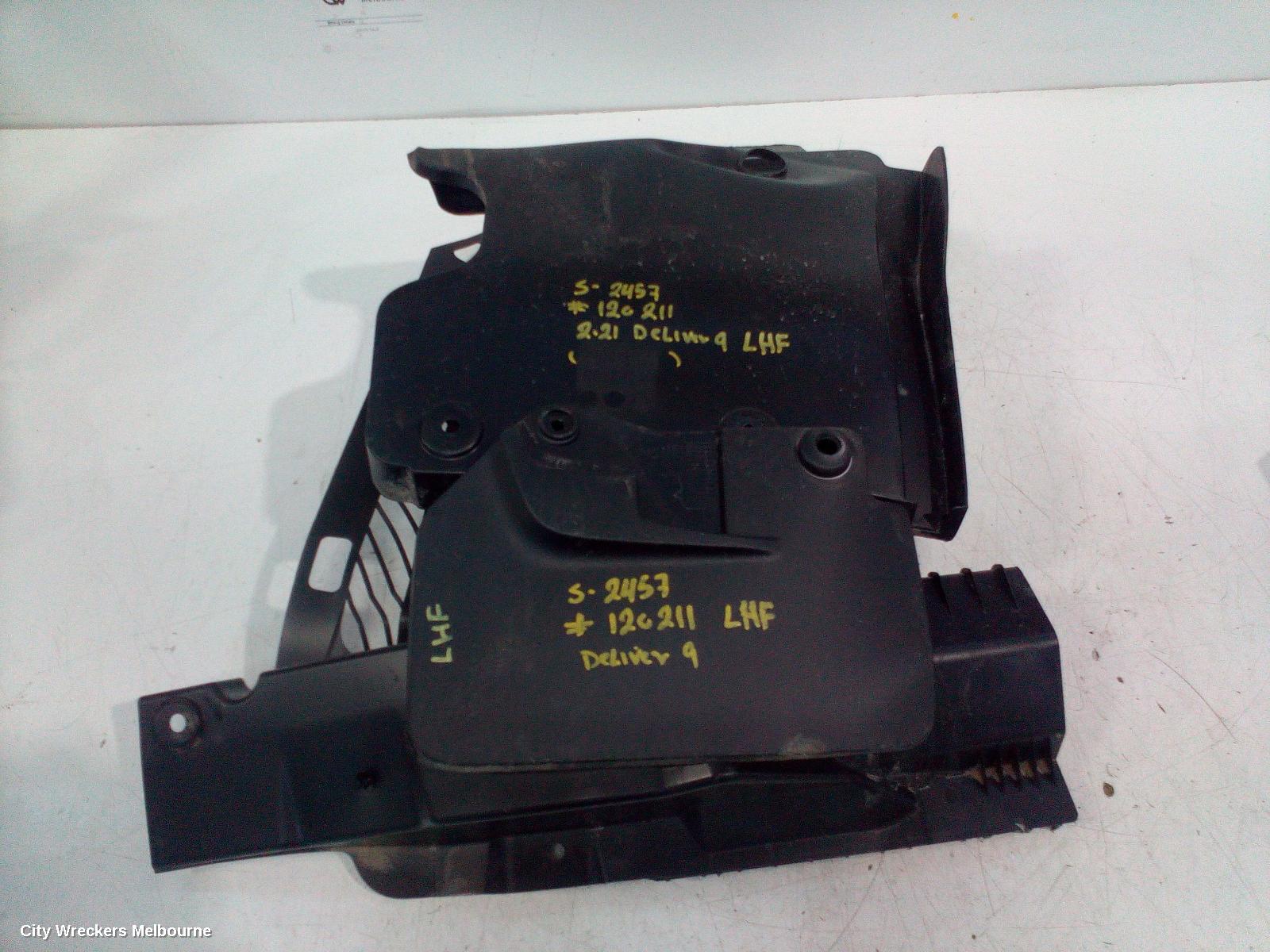 LDV DELIVER 9 LEFT GUARD LINER, FRONT, 07/2020 ONWARDS