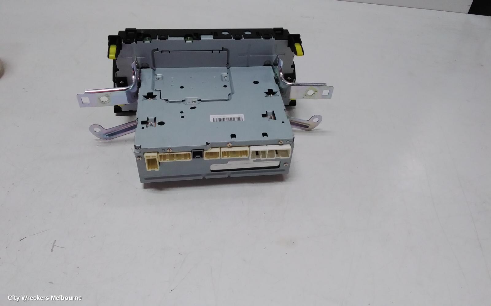 TOYOTA COROLLA RADIO/CD/DVD/SAT/TV, 6.1IN TOUCHSCREEN (P/N ON FACE 100198), ZRE172, SEDAN, 12/2013 - 10/2016