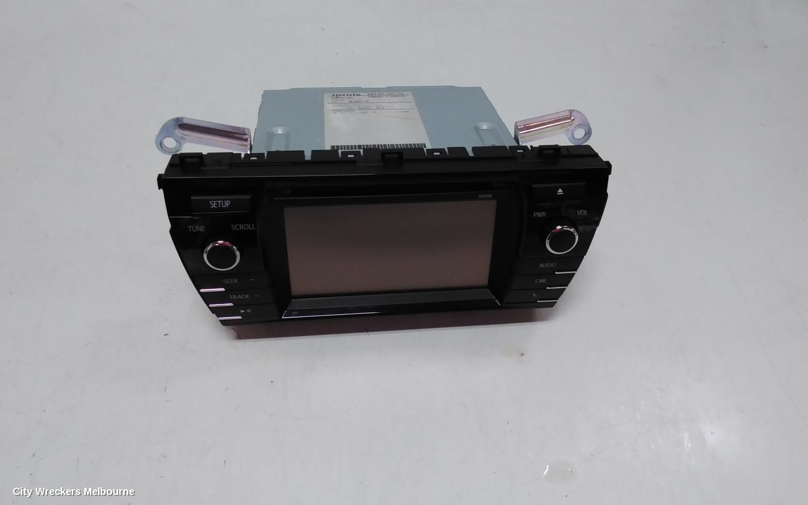 TOYOTA COROLLA RADIO/CD/DVD/SAT/TV, 6.1IN TOUCHSCREEN (P/N ON FACE 100198), ZRE172, SEDAN, 12/2013 - 10/2016