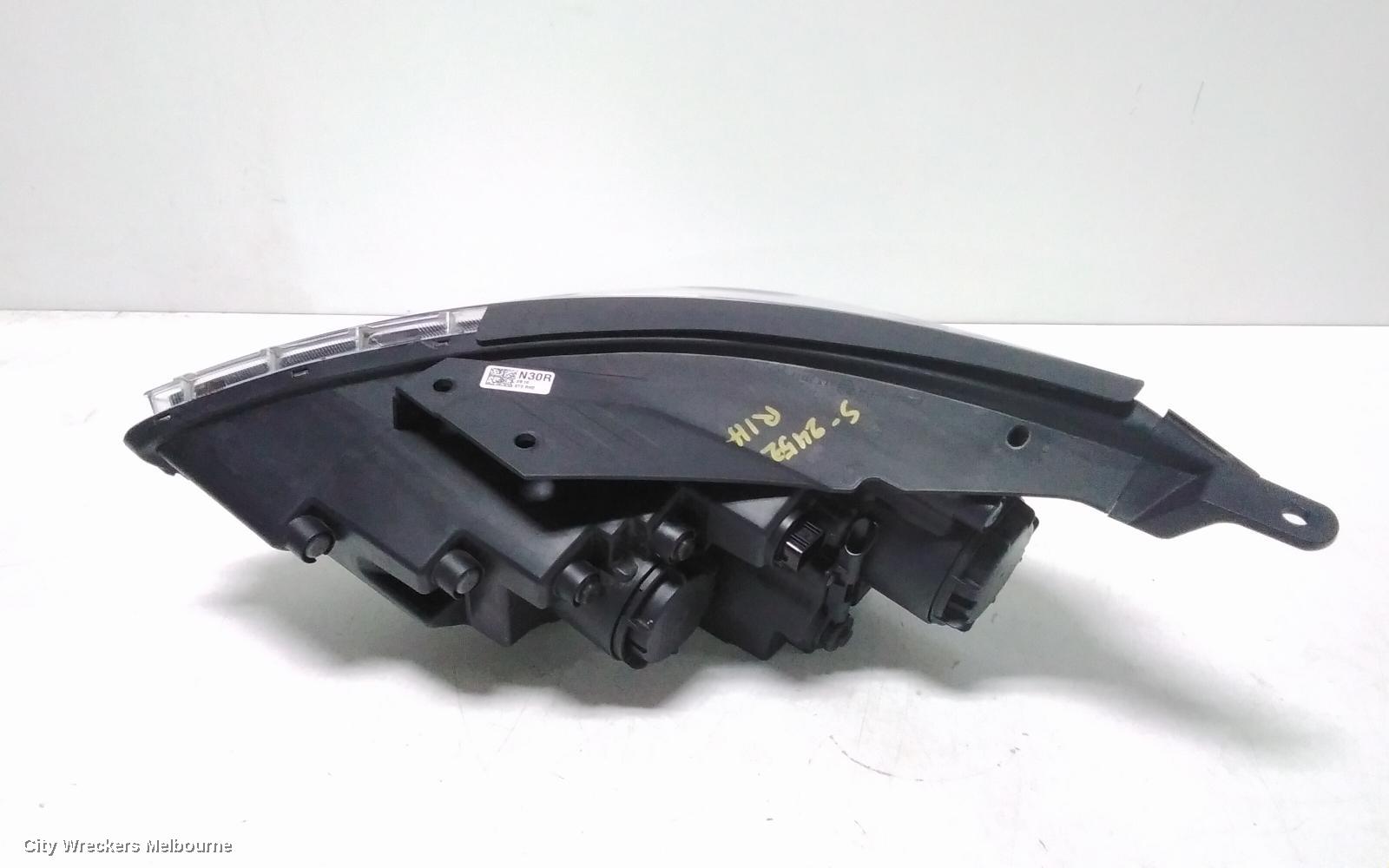 HYUNDAI I30 RIGHT HEADLAMP, PD, W/ HALOGEN TYPE, HATCH (S. KOREA VIN KMHH), ACTIVE/ELITE, 08/2020 - 12/2023
