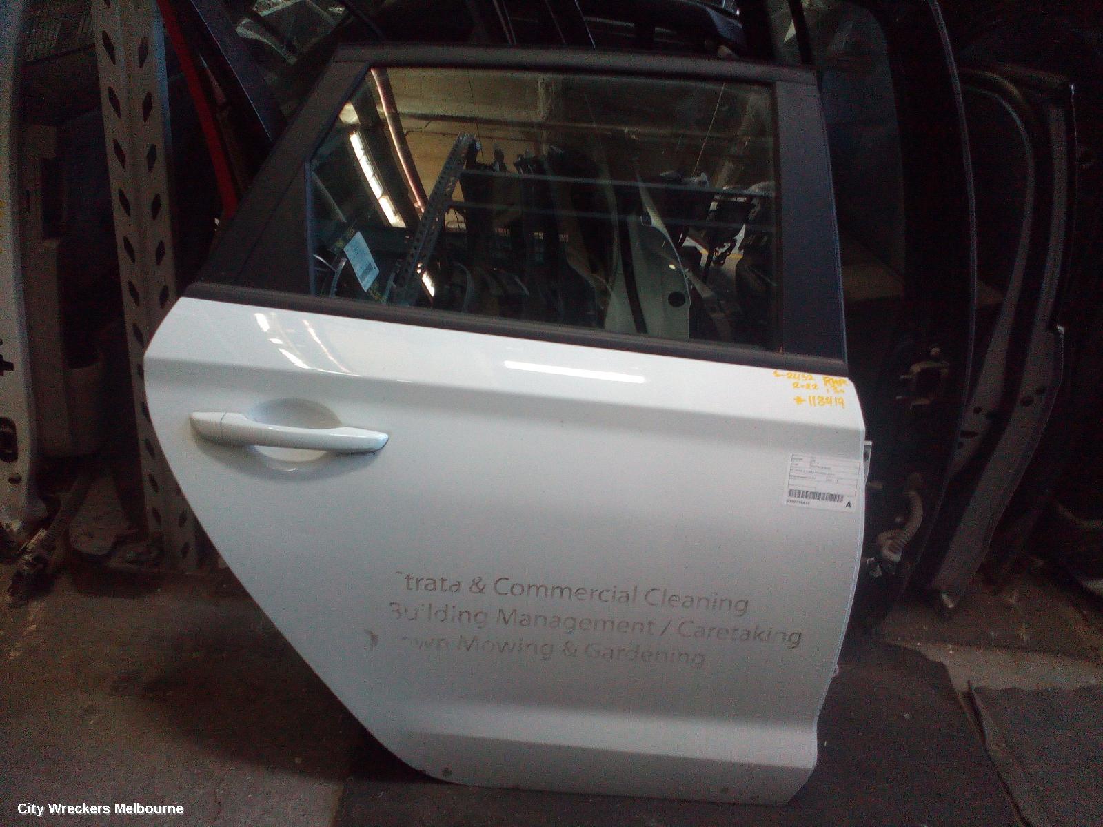 HYUNDAI I30 RIGHT REAR DOOR, PD, HATCH (S. KOREA VIN KMHH), 03/2017 ONWARDS