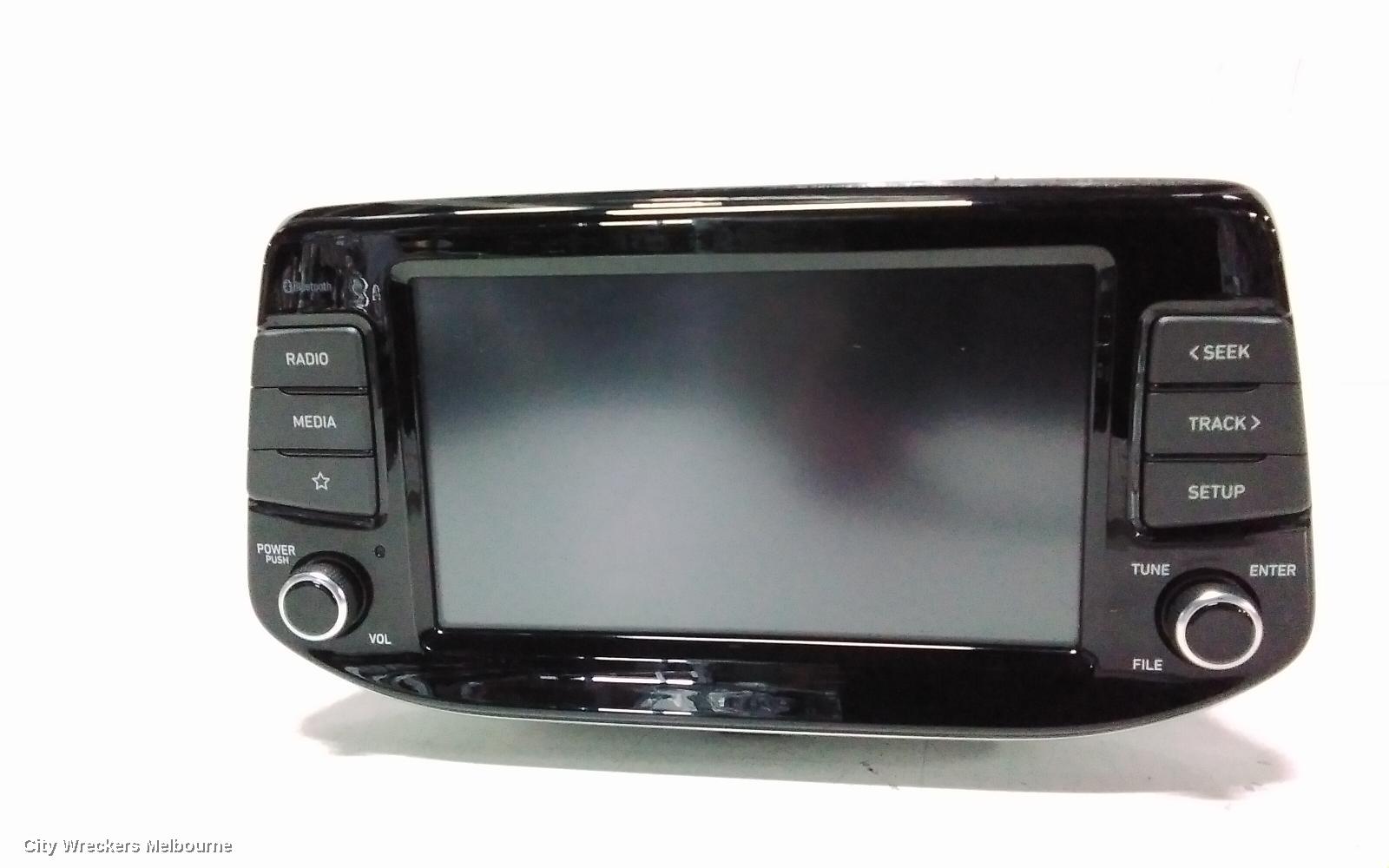 HYUNDAI I30 RADIO/CD/DVD/SAT/TV, HEAD UNIT & DISPLAY, 8 IN, NON SAT NAV/STANDARD AUDIO TYPE, (S. KOREA VIN KMHH), PD, HATCH, 08/2020 ONWARDS