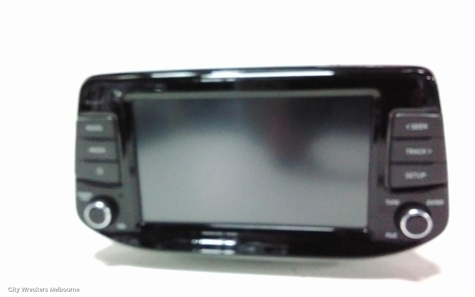HYUNDAI I30 RADIO/CD/DVD/SAT/TV, HEAD UNIT & DISPLAY, 8 IN, NON SAT NAV/STANDARD AUDIO TYPE, (S. KOREA VIN KMHH), PD, HATCH, 08/2020 ONWARDS
