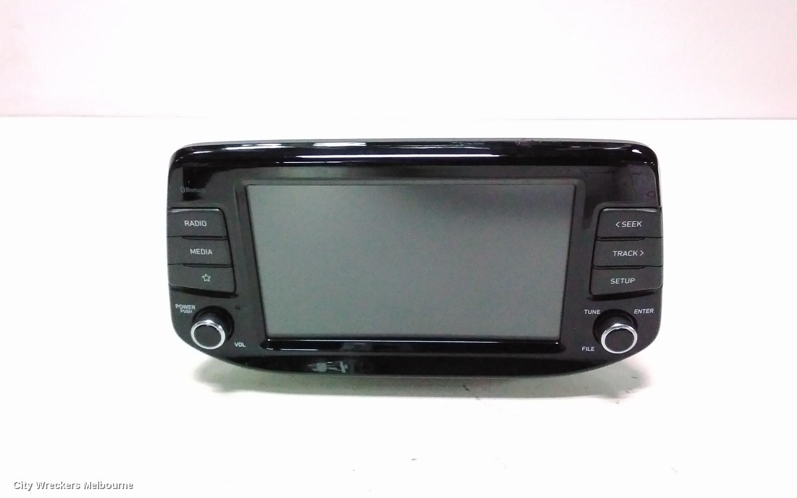 HYUNDAI I30 RADIO/CD/DVD/SAT/TV, HEAD UNIT & DISPLAY, 8 IN, NON SAT NAV/STANDARD AUDIO TYPE, (S. KOREA VIN KMHH), PD, HATCH, 08/2020 ONWARDS