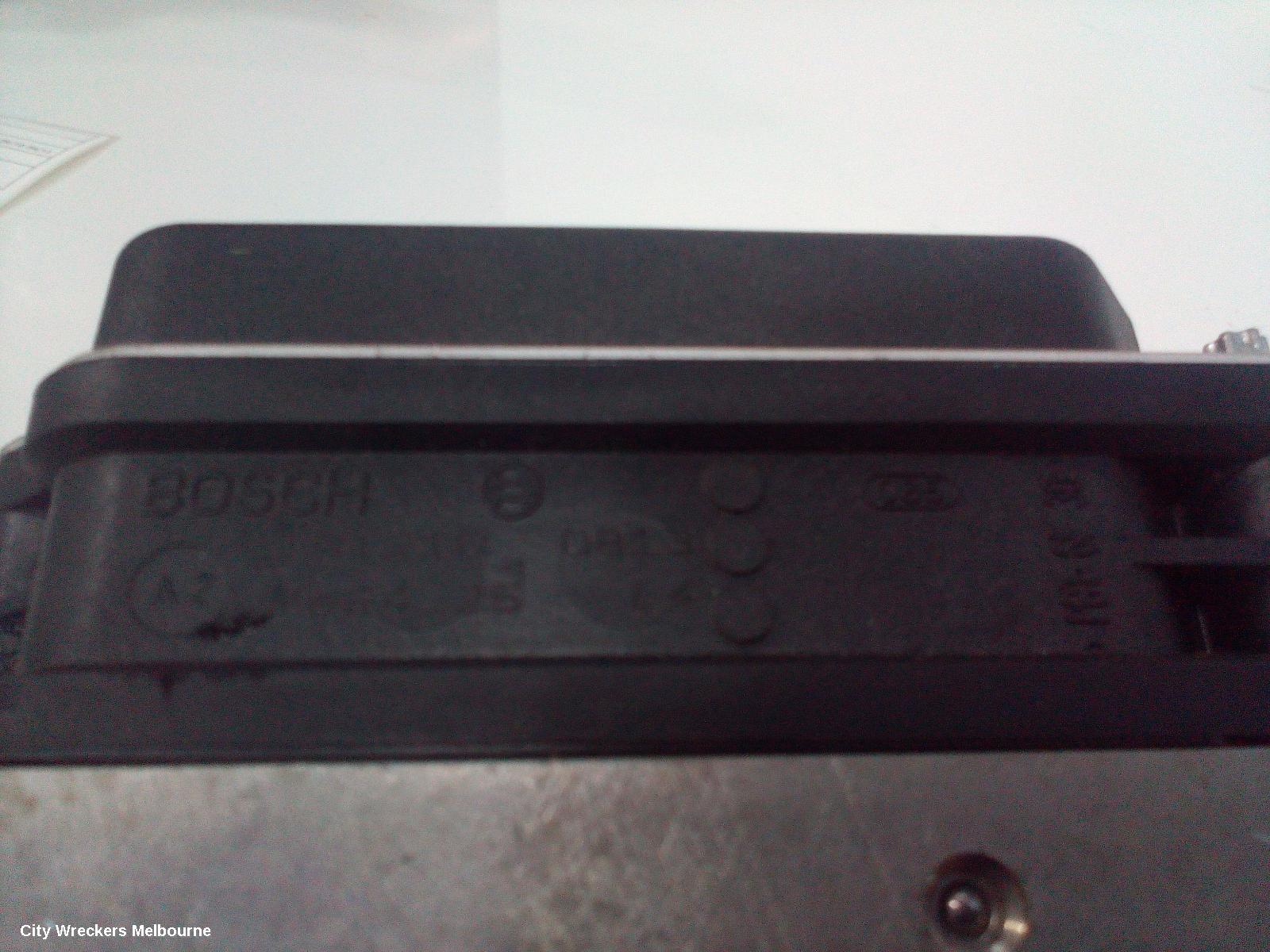 HOLDEN COMMODORE ABS PUMP/MODULATOR, VE, NON TRACTION CONTROL TYPE, 08/2006 - 04/2013