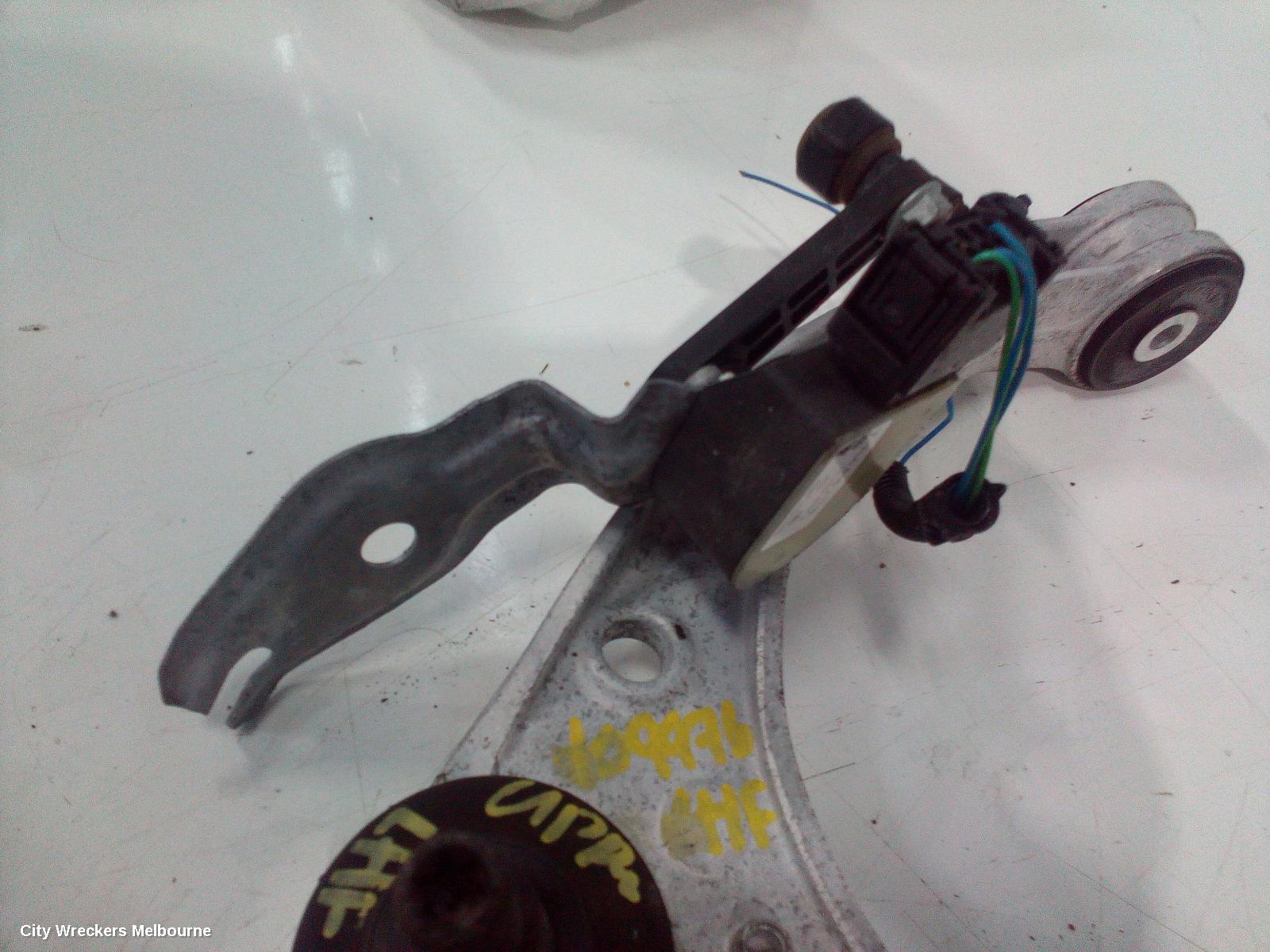 PORSCHE CAYENNE LEFT FRONT UPPER CONTROL ARM, 9PA, 07/2003 - 05/2010