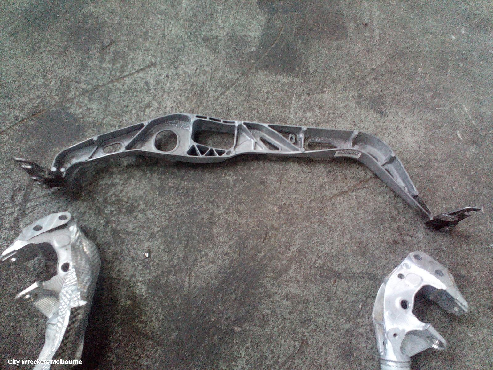 AUDI Q5 FRT XMEMBER/CRADLE, 8R, CROSSMEMBER, 09/2013 - 01/2017