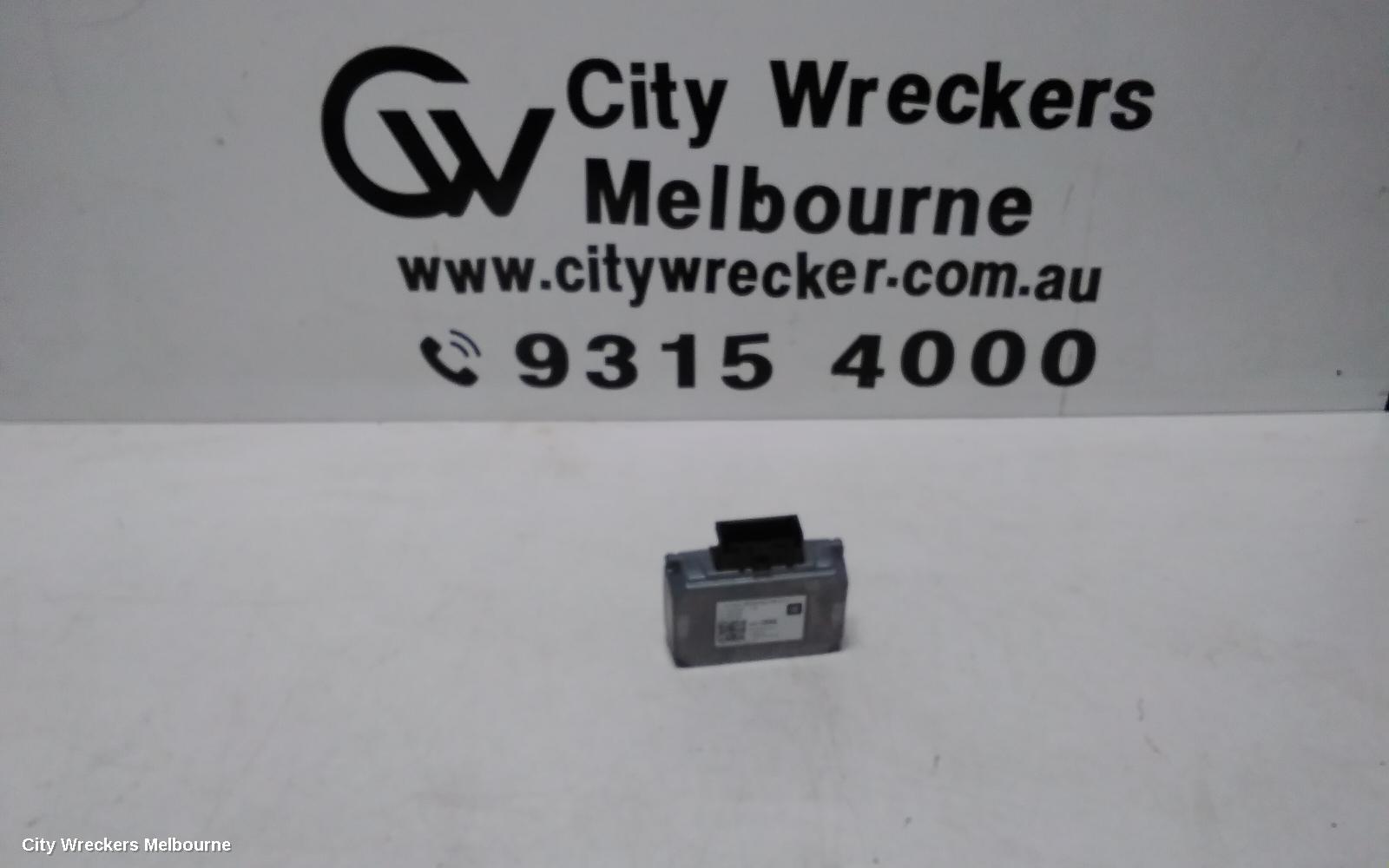 HOLDEN COMMODORE, ZB, 10/2017 - 12/2020, VOLTAGE CONVERTER ~ 1351 3595: 110087