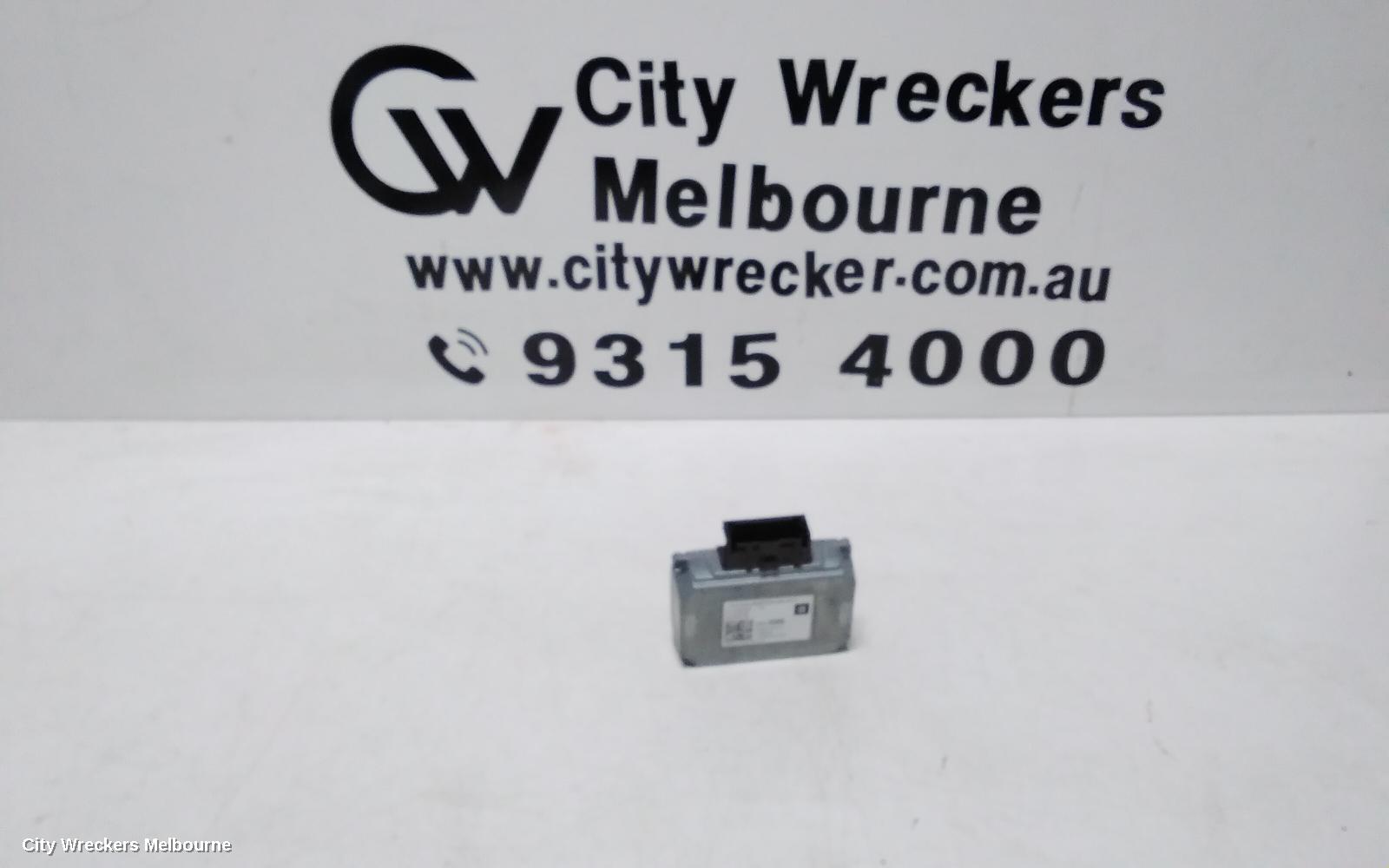 HOLDEN COMMODORE, ZB, 10/2017 - 12/2020, VOLTAGE CONVERTER ~ 1351 3595: 110087