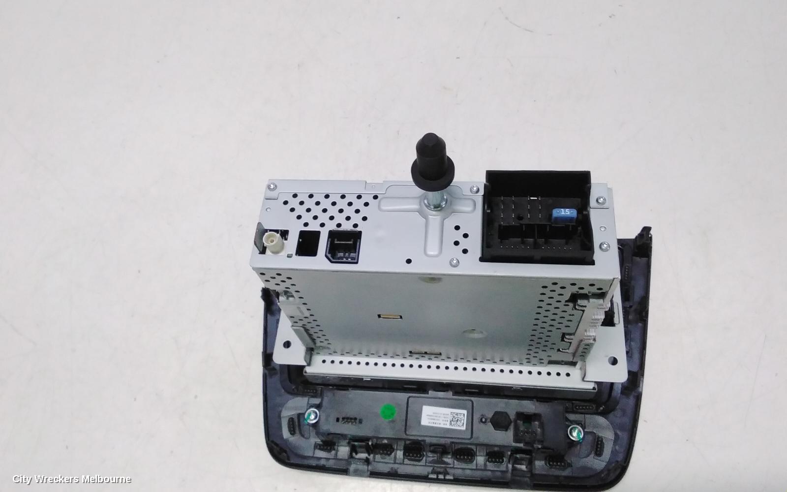 MG ZS RADIO/CD/DVD/SAT/TV, 8IN HEADUNIT, NON NAVIGATION TYPE, AZS1, 09/2017 ONWARDS