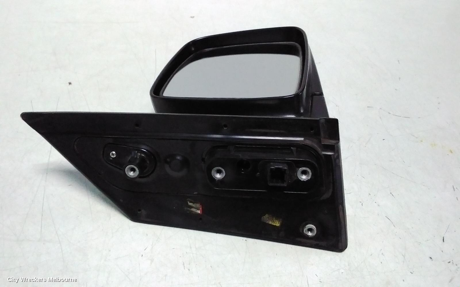 HYUNDAI ILOAD/IMAX RIGHT DOOR MIRROR, TQ, MANUAL FOLDING TYPE, 11/2007 - 03/2021