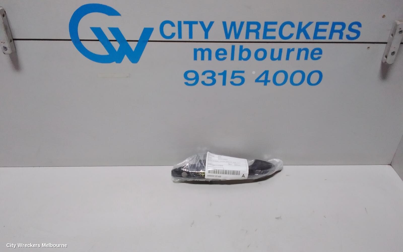 HONDA CRV DOOR HANDLE, OUTER, RH FRONT, COLOUR CODED, RE, 03/2007 - 10/2012