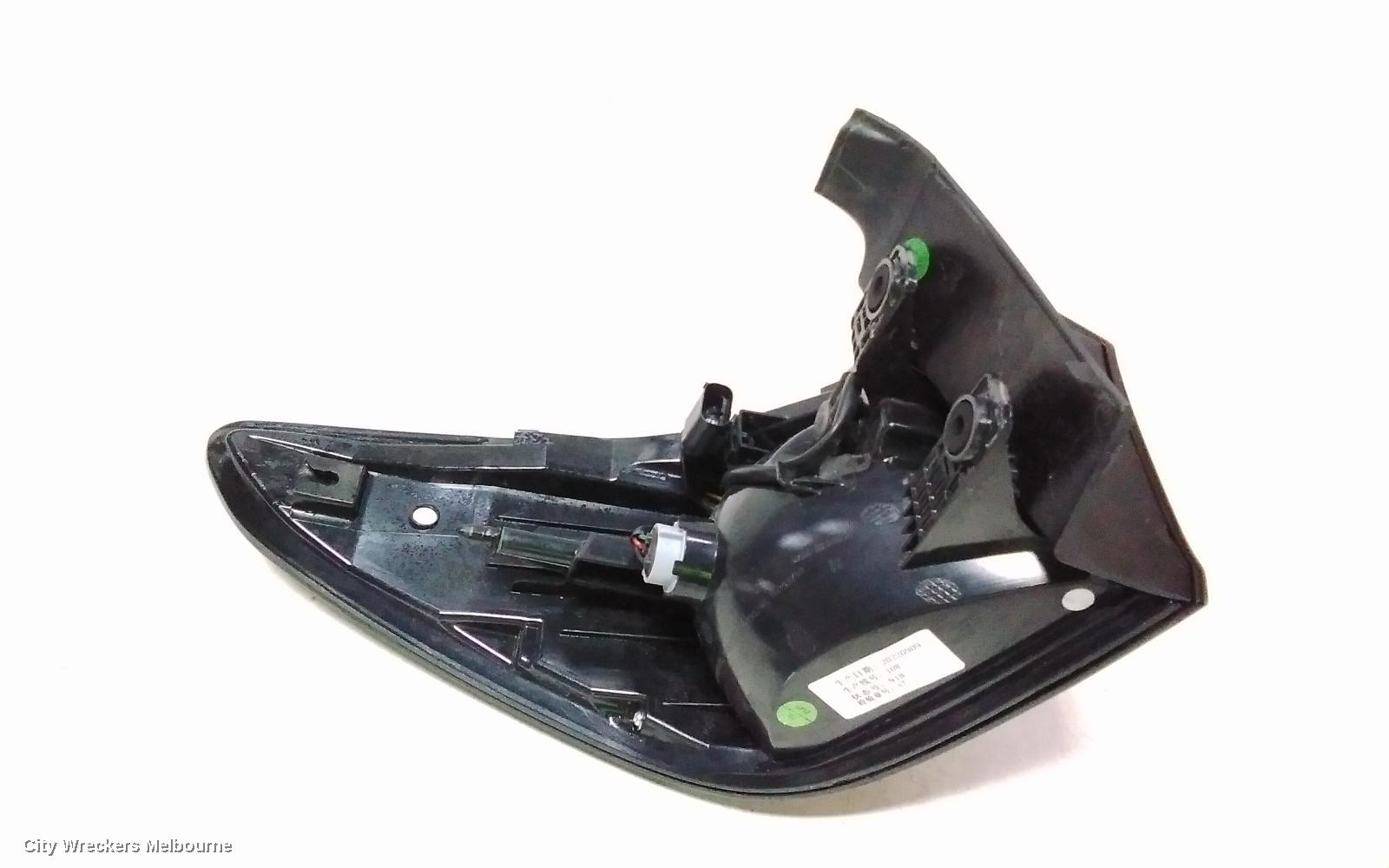 MG ZS RIGHT TAILLIGHT, IN BODY, AZS1, ZS TYPE, 09/2017 ONWARDS