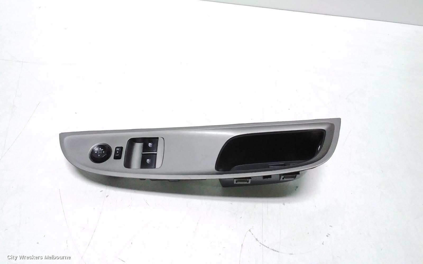 HOLDEN COMMODORE PWR DR WIND SWITCH, RH FRONT (MASTER SWITCH), UTE, VF, 05/2013 - 12/2017