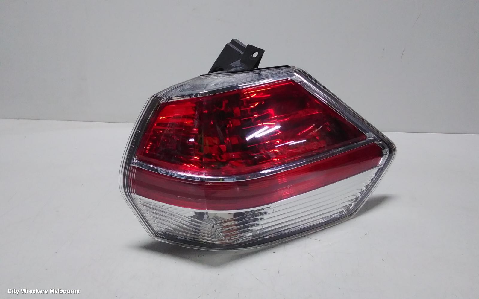 NISSAN XTRAIL RIGHT TAILLIGHT, T32, 02/2014 - 01/2017