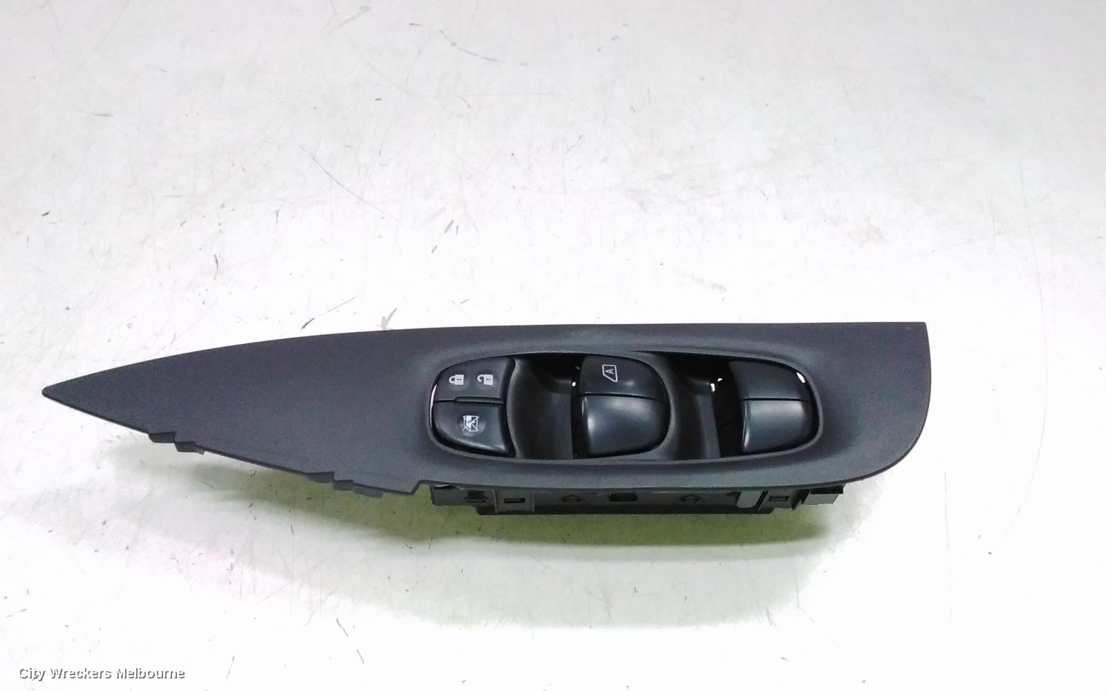 NISSAN XTRAIL PWR DR WIND SWITCH, RH FRONT (MASTER SWITCH), T32, 02/2014 - 07/2022