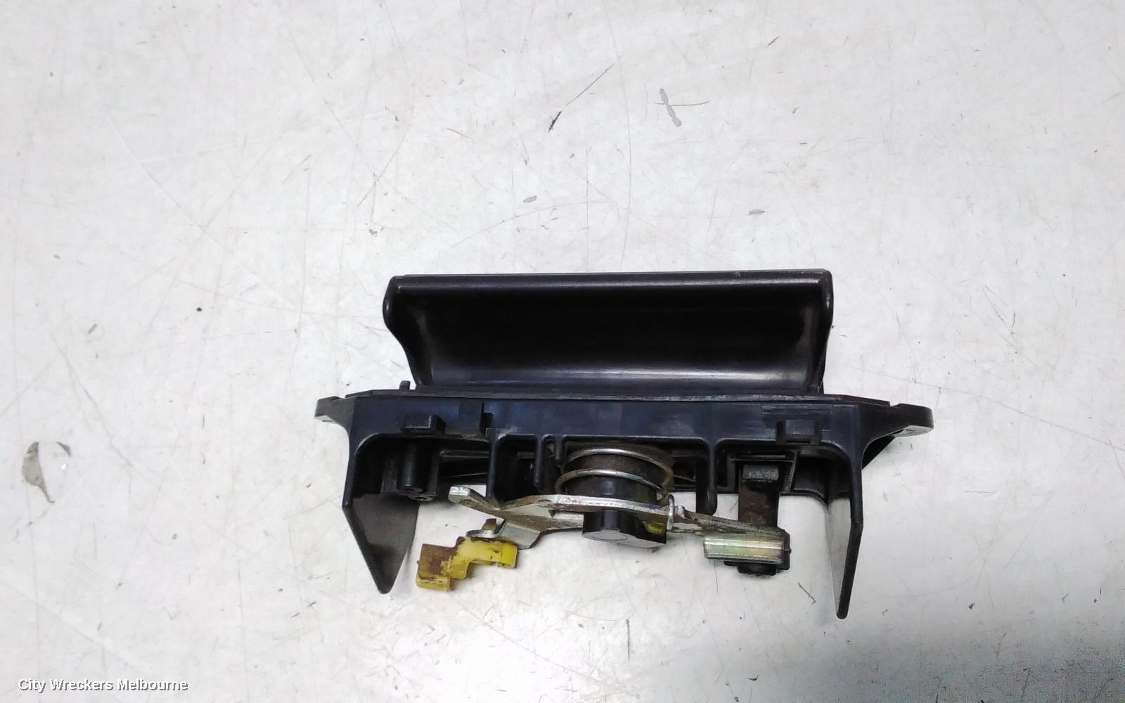 TOYOTA HIACE TAILGATE HANDLE, TRH/KDH 03/2005 - 04/2019