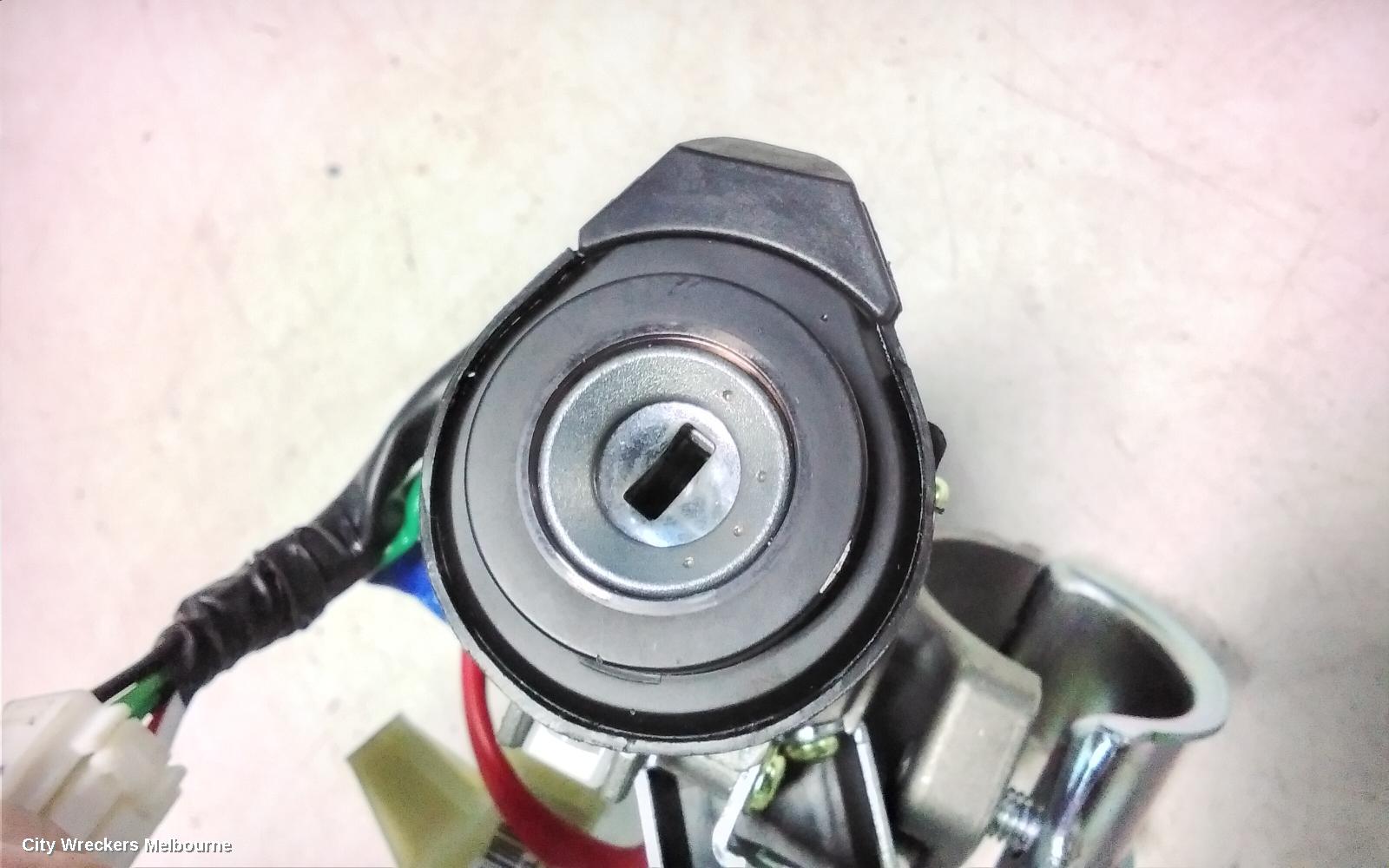 HYUNDAI I30 IGNITION W/ KEY, PD, HATCH, 03/2017 ONWARDS