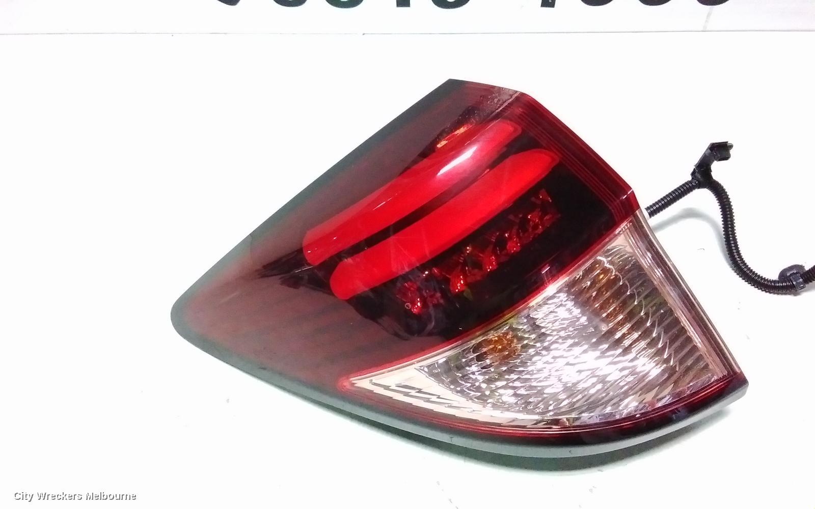 HONDA HRV LEFT TAILLIGHT, RU5, VTI-S/VTI-L, OPTICAL GUIDE TYPE, 12/2014 - 06/2018